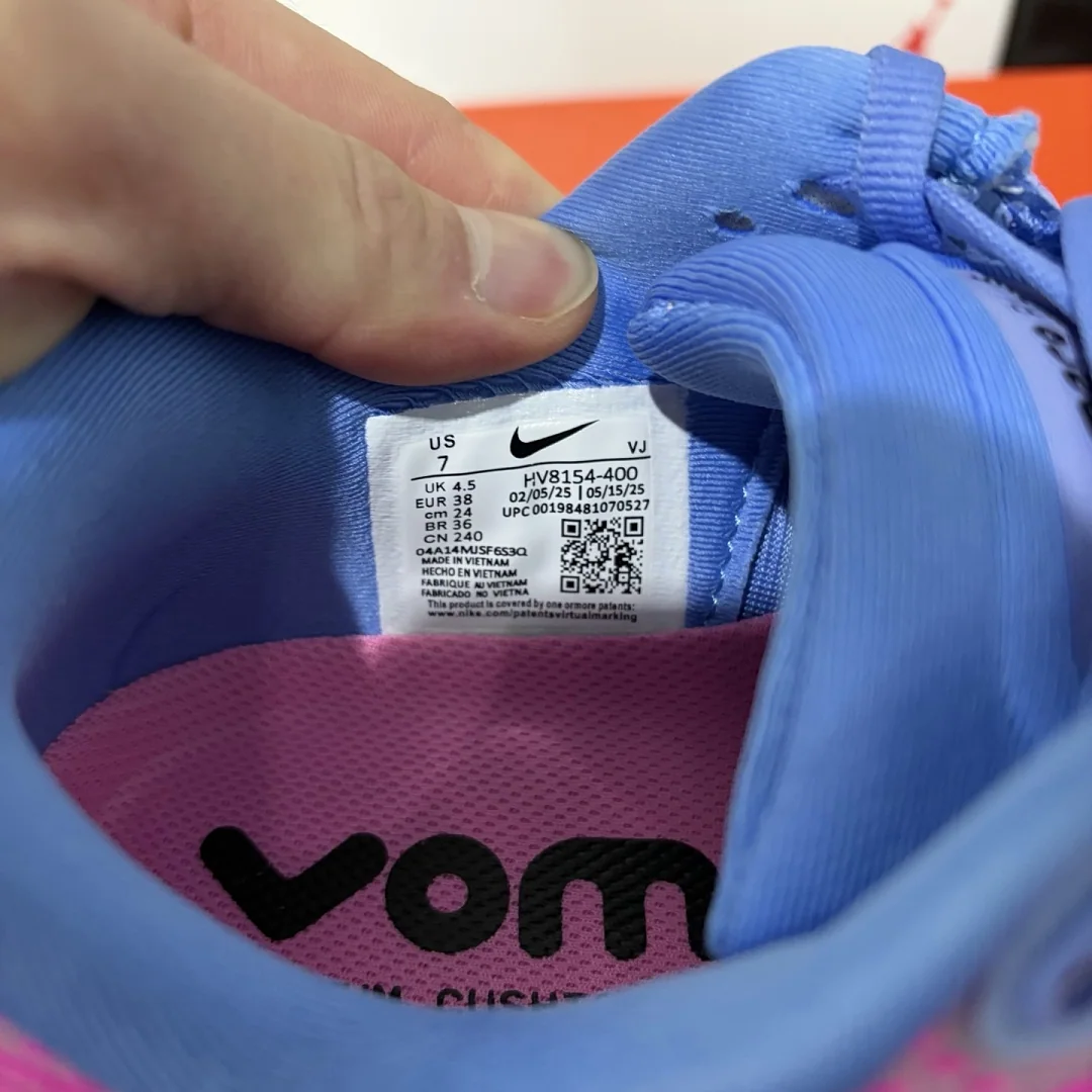 나이키 [GT] 보메로 플러스 HV8154-400 201785 Nike Vomero Plus Royal Pulse Fire Pink 상세 이미지 9
