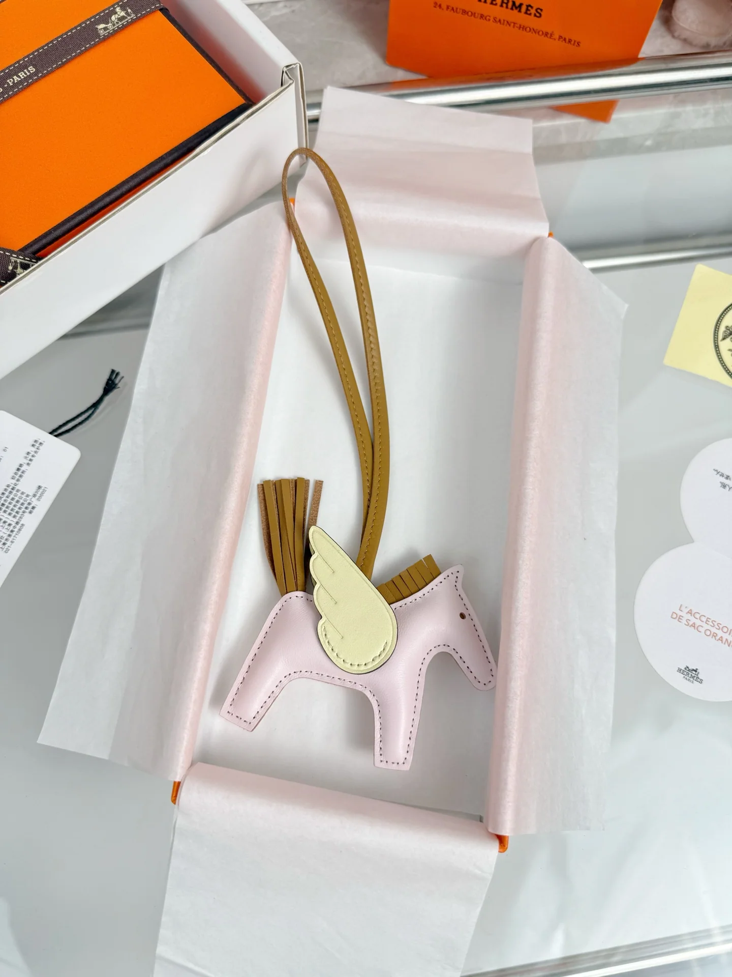 에르메스 페가수스 참 키링 상세 이미지 3