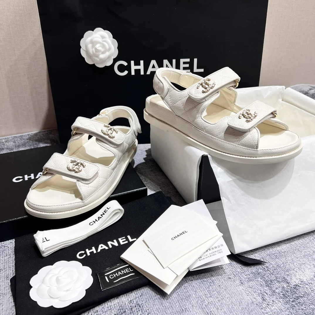 샤넬 클래식 더블 C 벨크로 비치 슈즈 상세 이미지 5