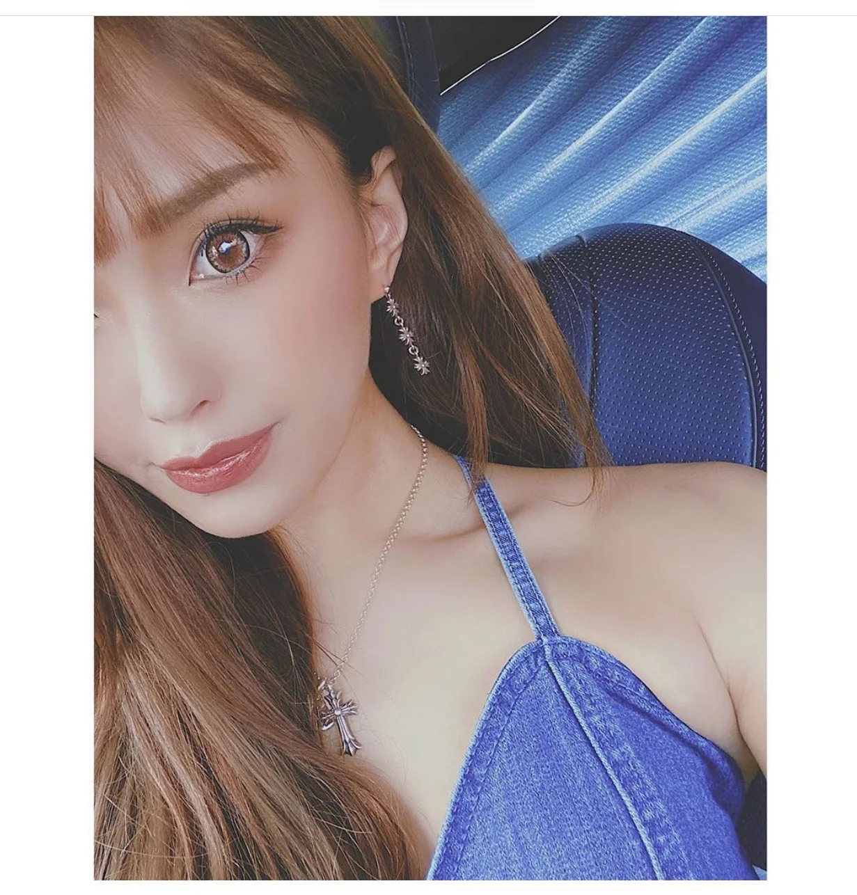 크롬하츠 925 실버 트리플 타이니 크로스 플라워 귀걸이 상세 이미지 4