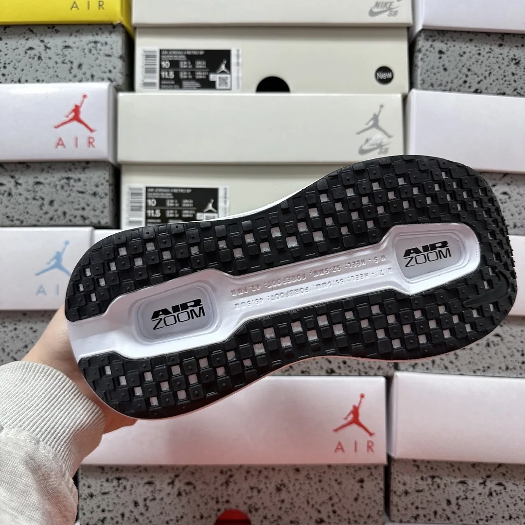 나이키 [5A] 보메로 프리미엄 블랙 HM5973-400 201613 Nike Vomero Premium 상세 이미지 8