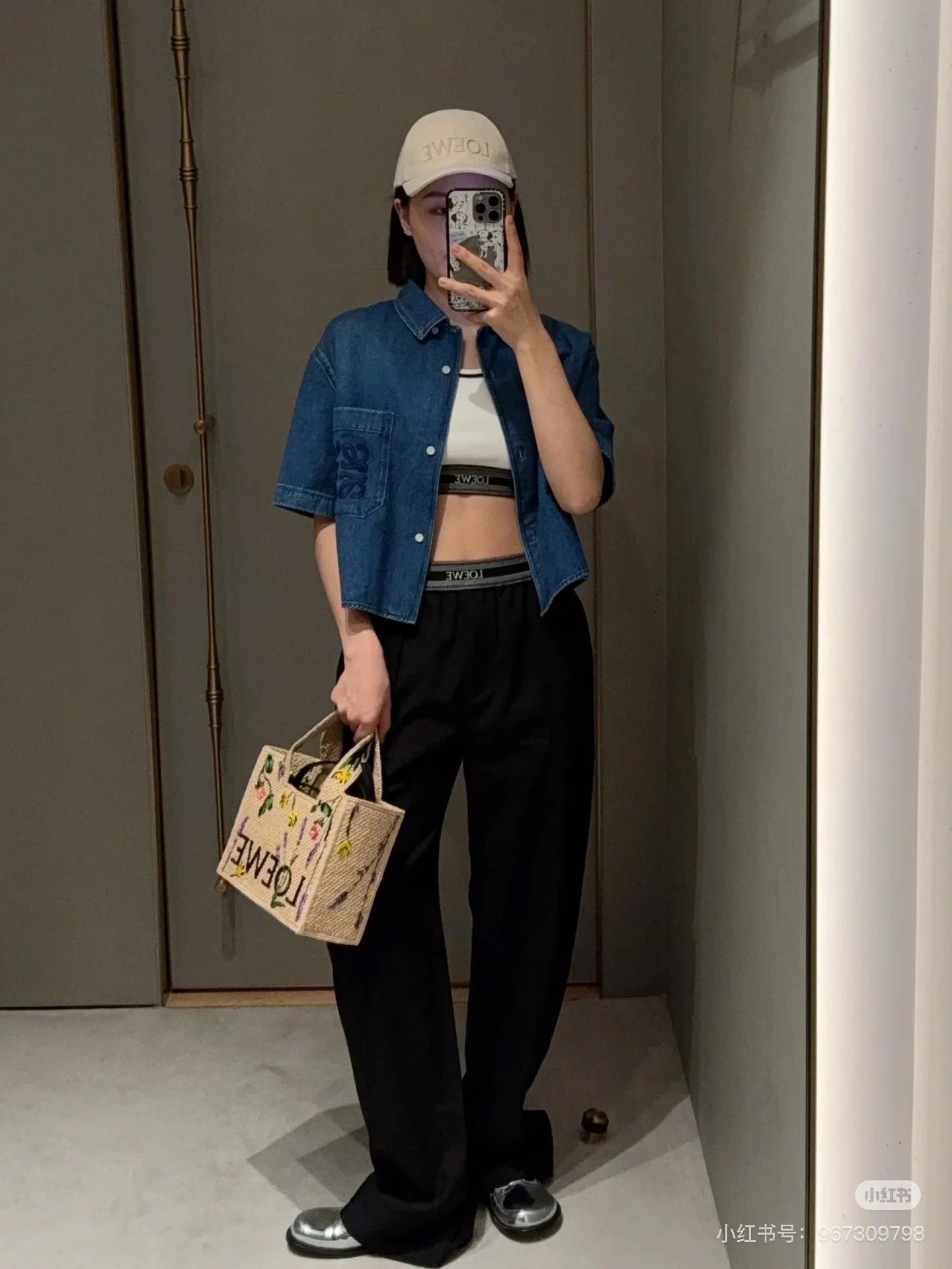 로에베 여성 반팔 상세 이미지 3