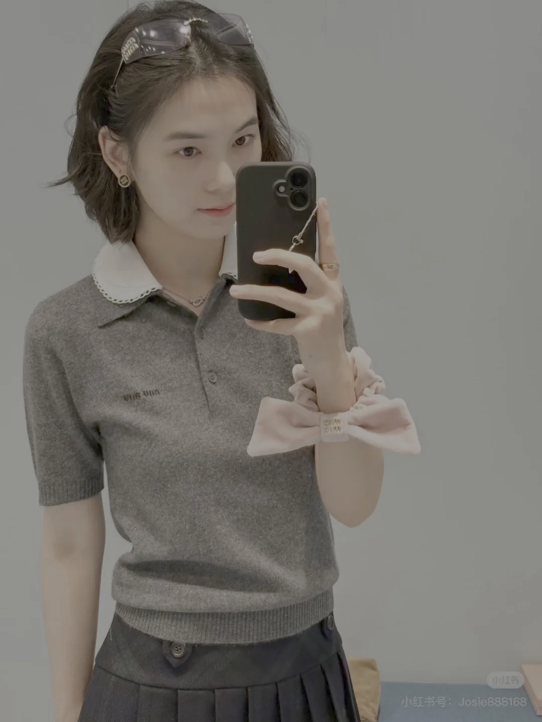 미우미우 탈착 레이스 카라 캐시미어 반팔 니트 상세 이미지 9