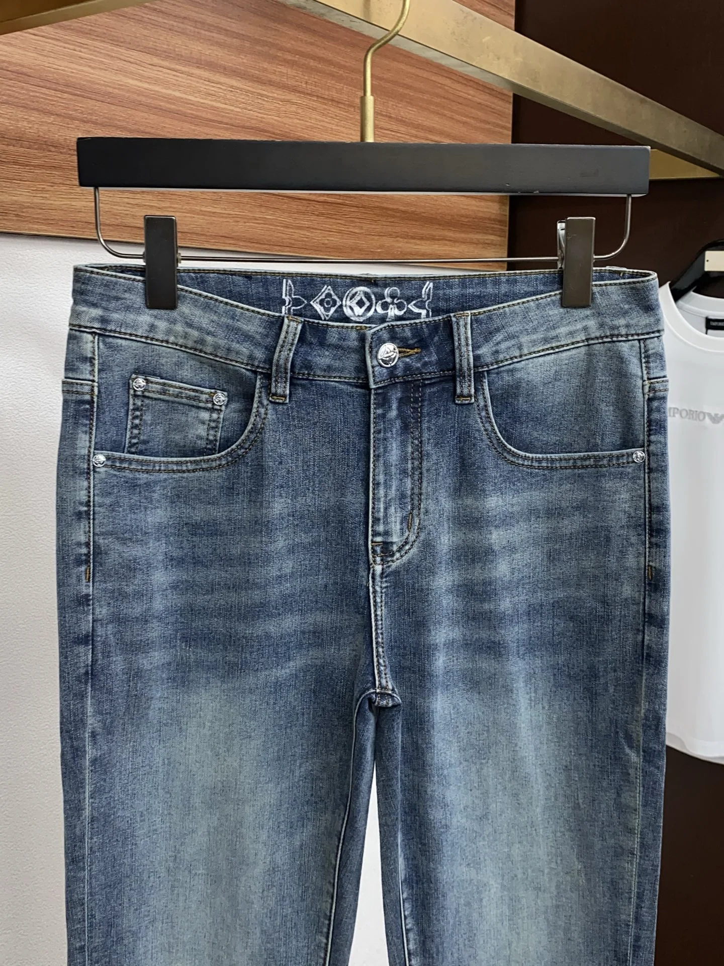 루이비통 수입 데님 남성 바지 상세 이미지 3