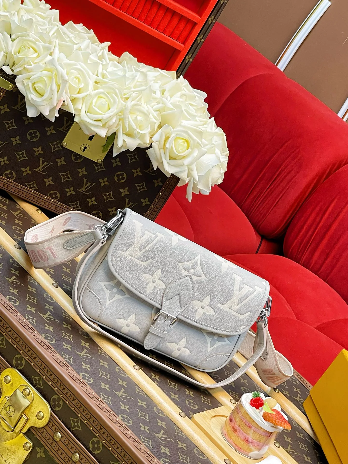 루이비통 모노그램 앙프랑트 다이앤 핸드백 M14214 상세 이미지 1