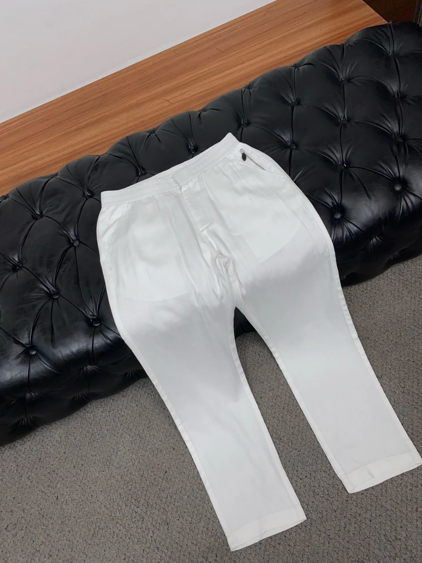 벨루티 남성 린넨 스트레이트 팬츠 2025 FW 상세 이미지 6