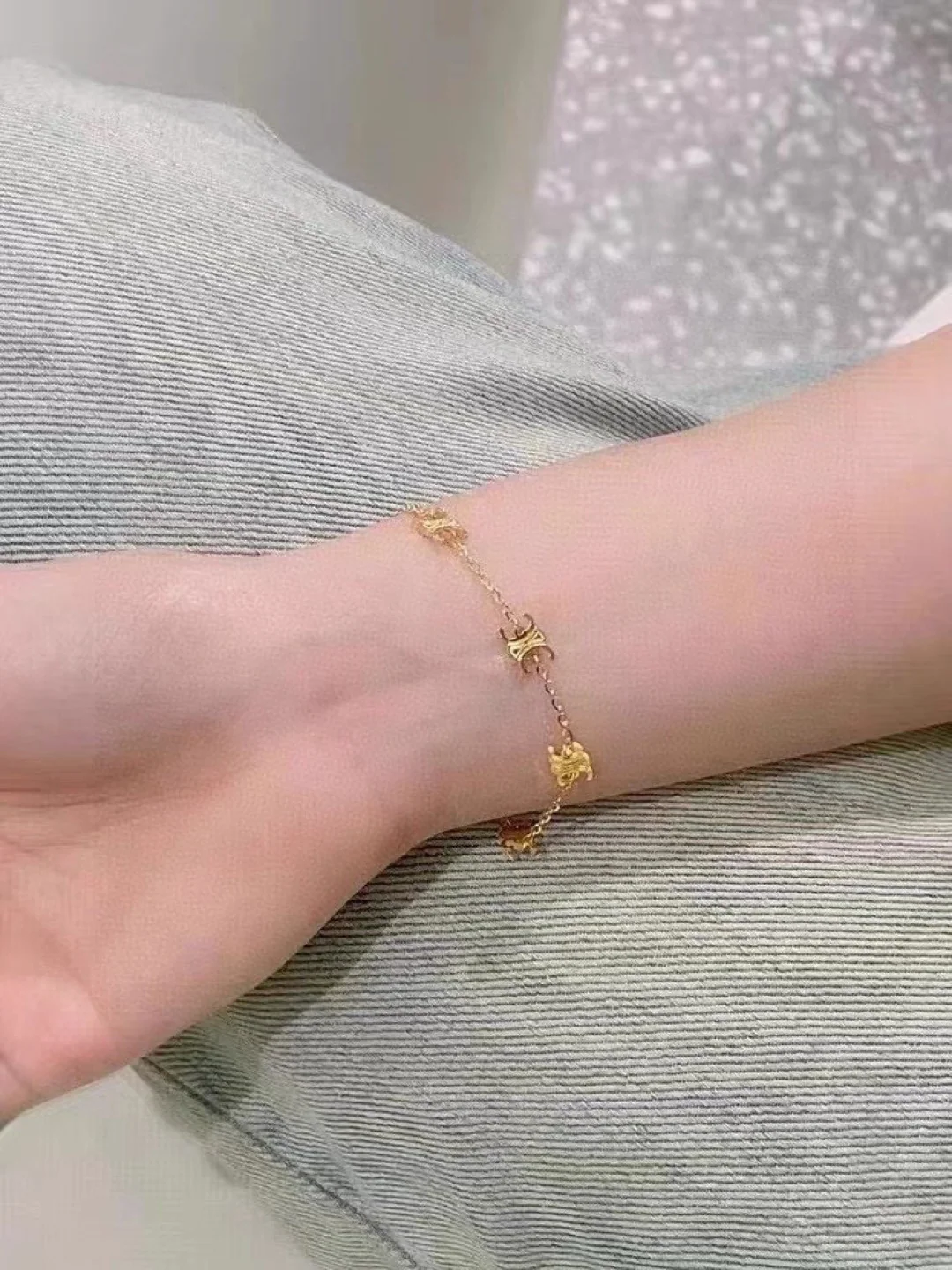 셀린느 18 K 골드 도금 황동 반지 상세 이미지 8
