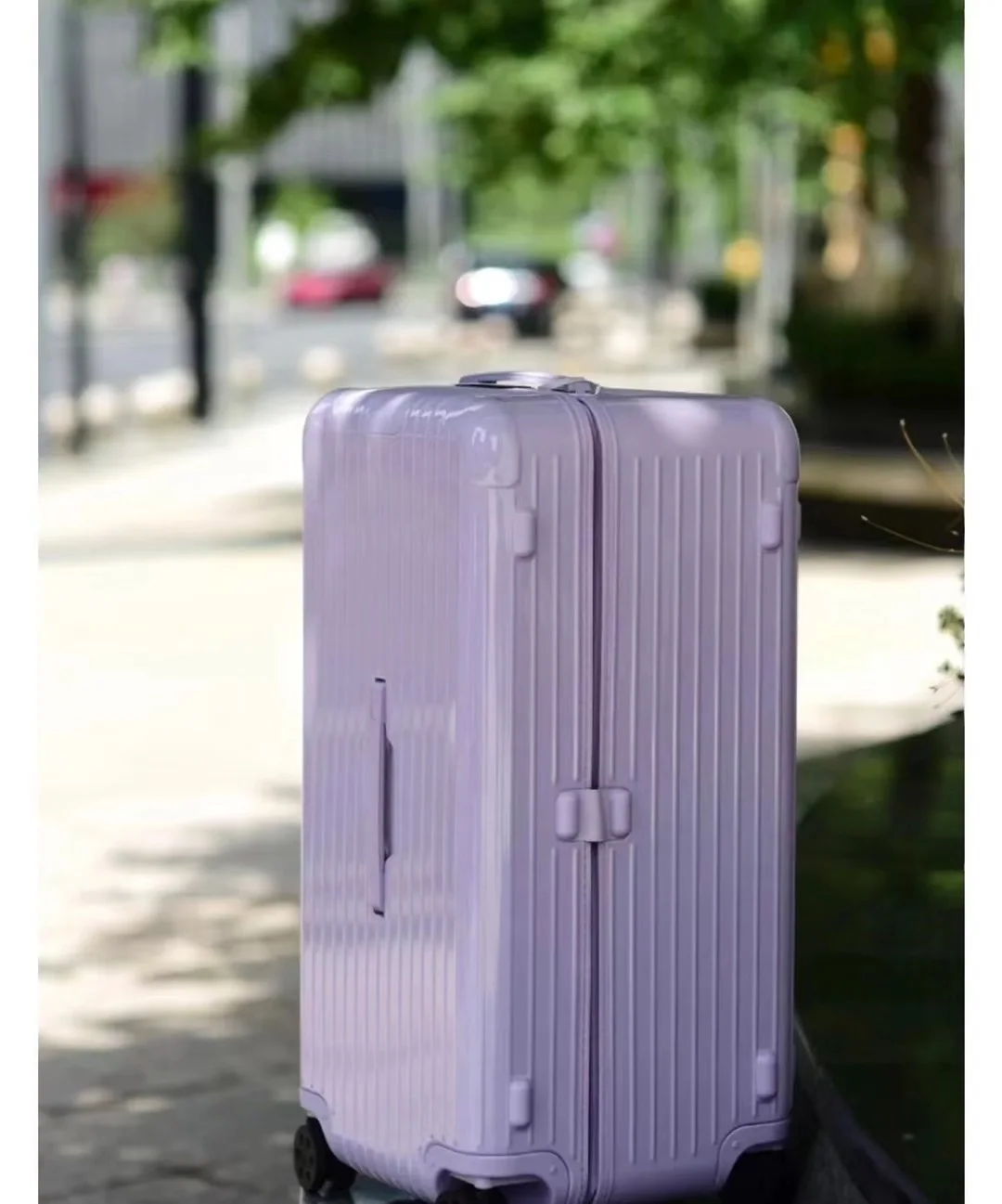 여행가방 리모와 에센셜 시리즈 여행가방 상세 이미지 3