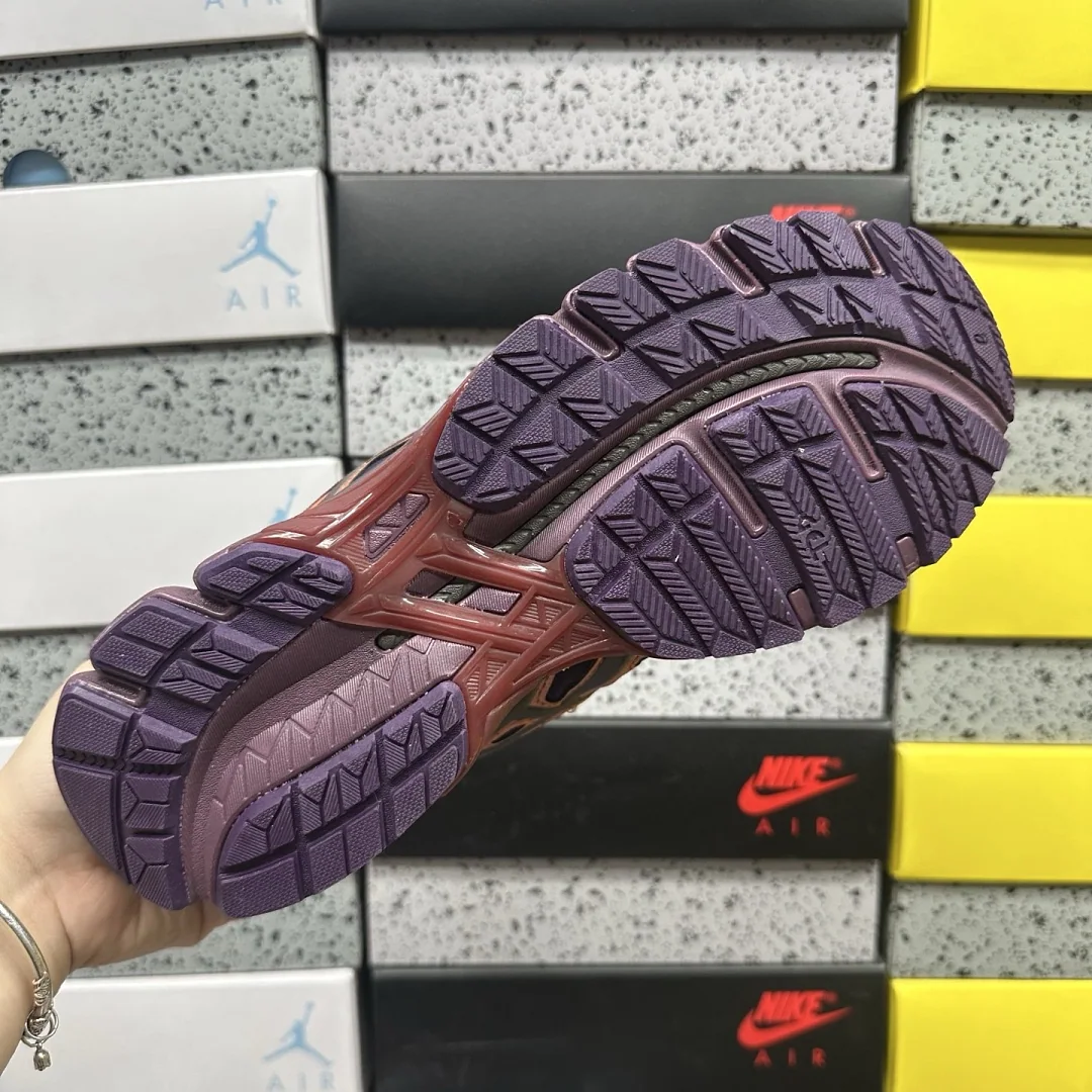 아식스 [KO] 1203A664-500 200436 Asics UB10-S Gel-Kayano 20 Kiko Kostadinov Plum 상세 이미지 8