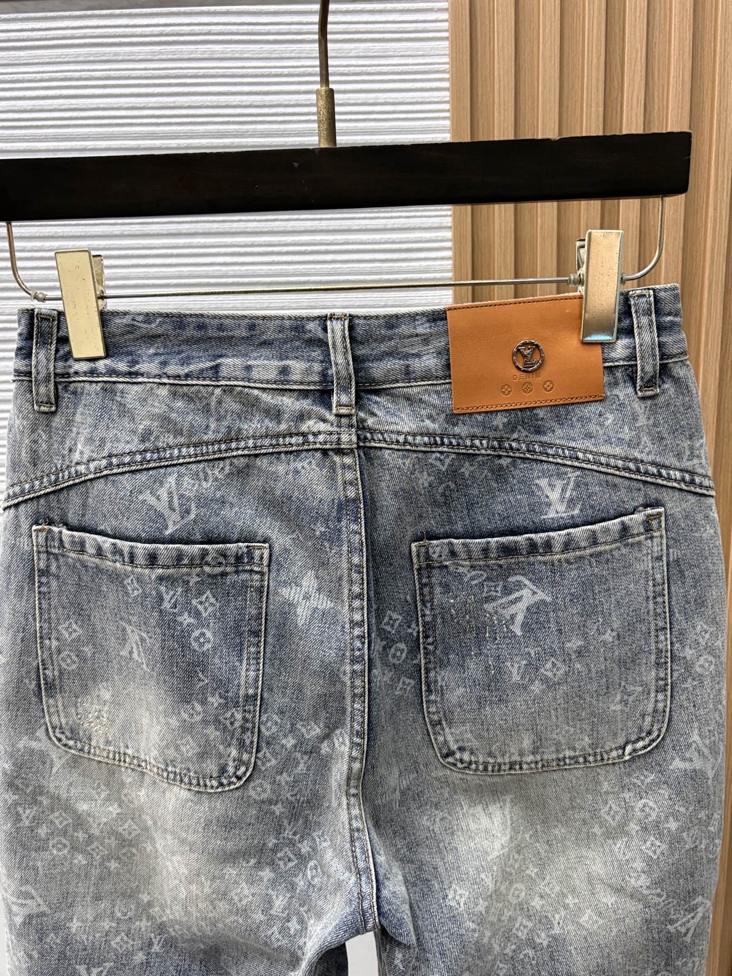루이비통 데님 스트레이트 레그 남성 반바지 상세 이미지 8