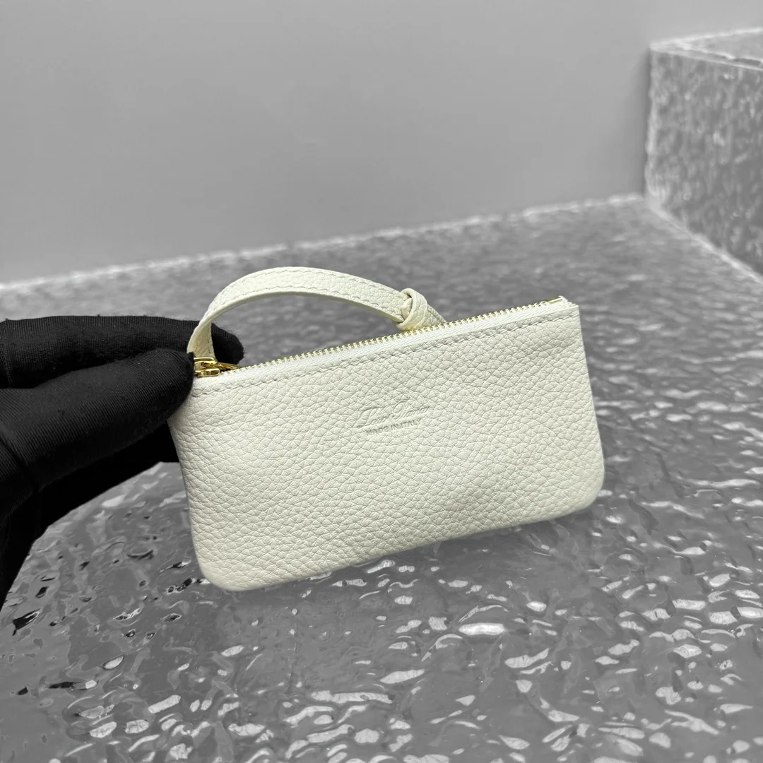 로로피아나 스몰 화이트 린넨 가방 상세 이미지 10
