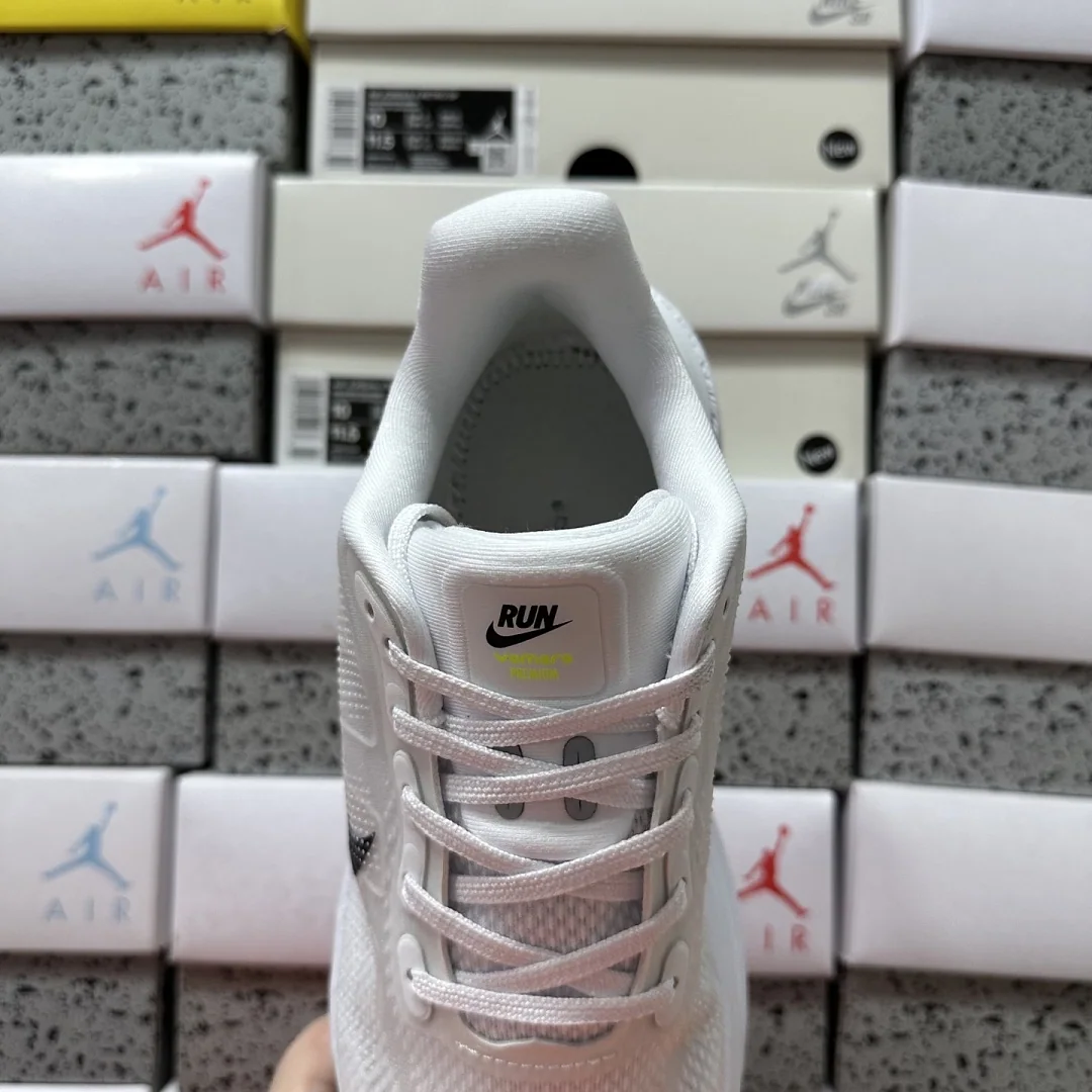 나이키 [5A] 보메로 프리미엄 화이트 블랙 HQ2050-300 201643 Nike Vomero Premium 상세 이미지 7