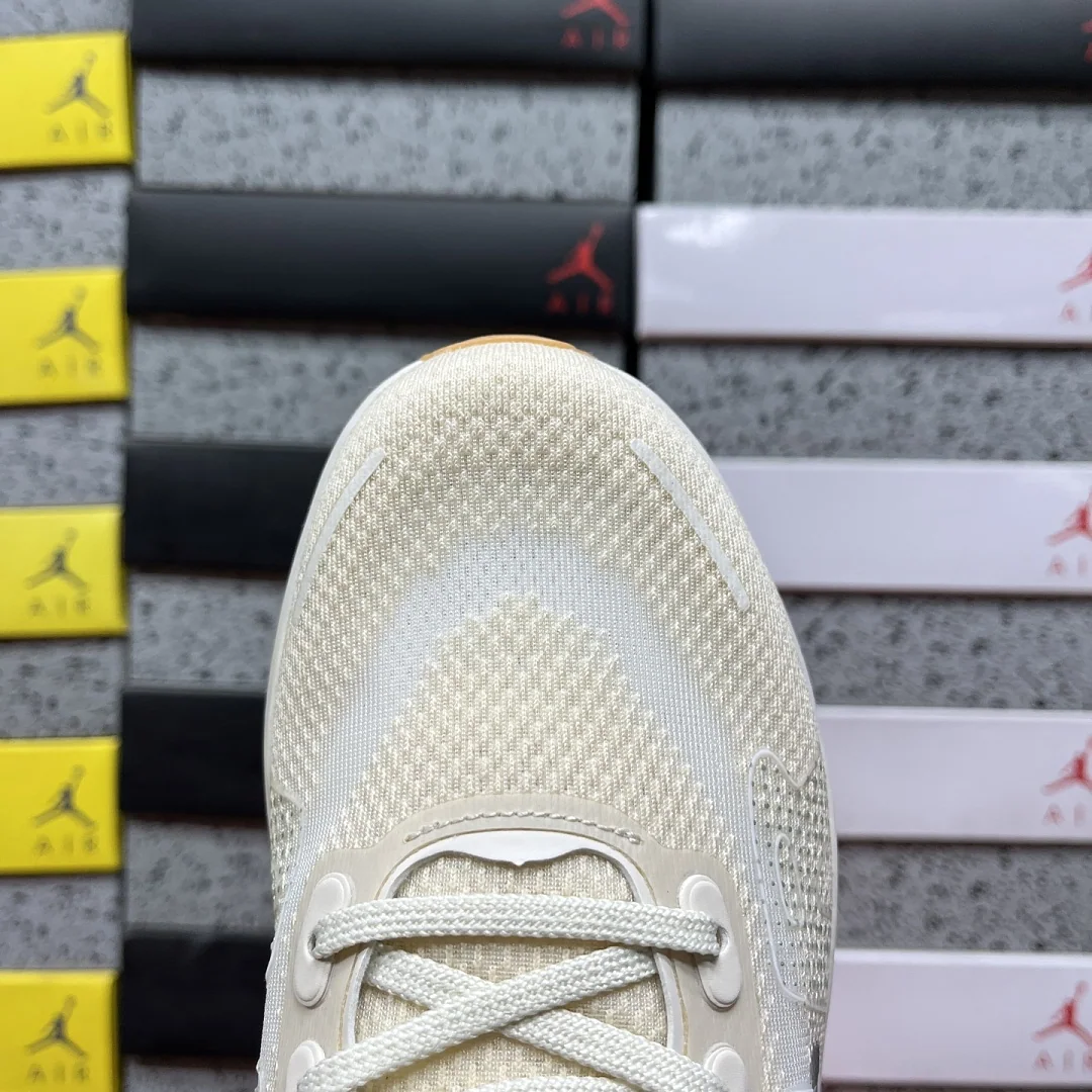 나이키 [CG] 보메로 프리미엄 HQ2050-106 202003 Nike Vomero Premium Pale Ivory Jade Horizon 상세 이미지 7