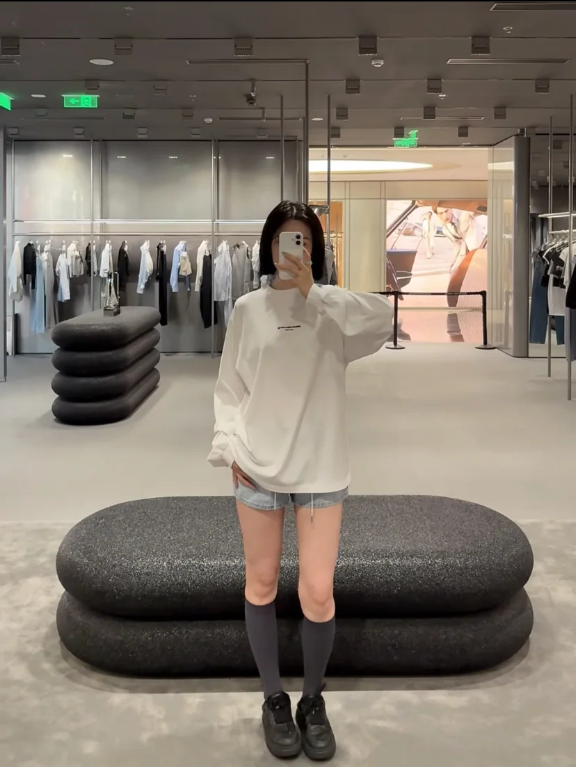 알렉산더왕 스몰로고 3D 프린트 남성 긴팔 티셔츠 상세 이미지 19