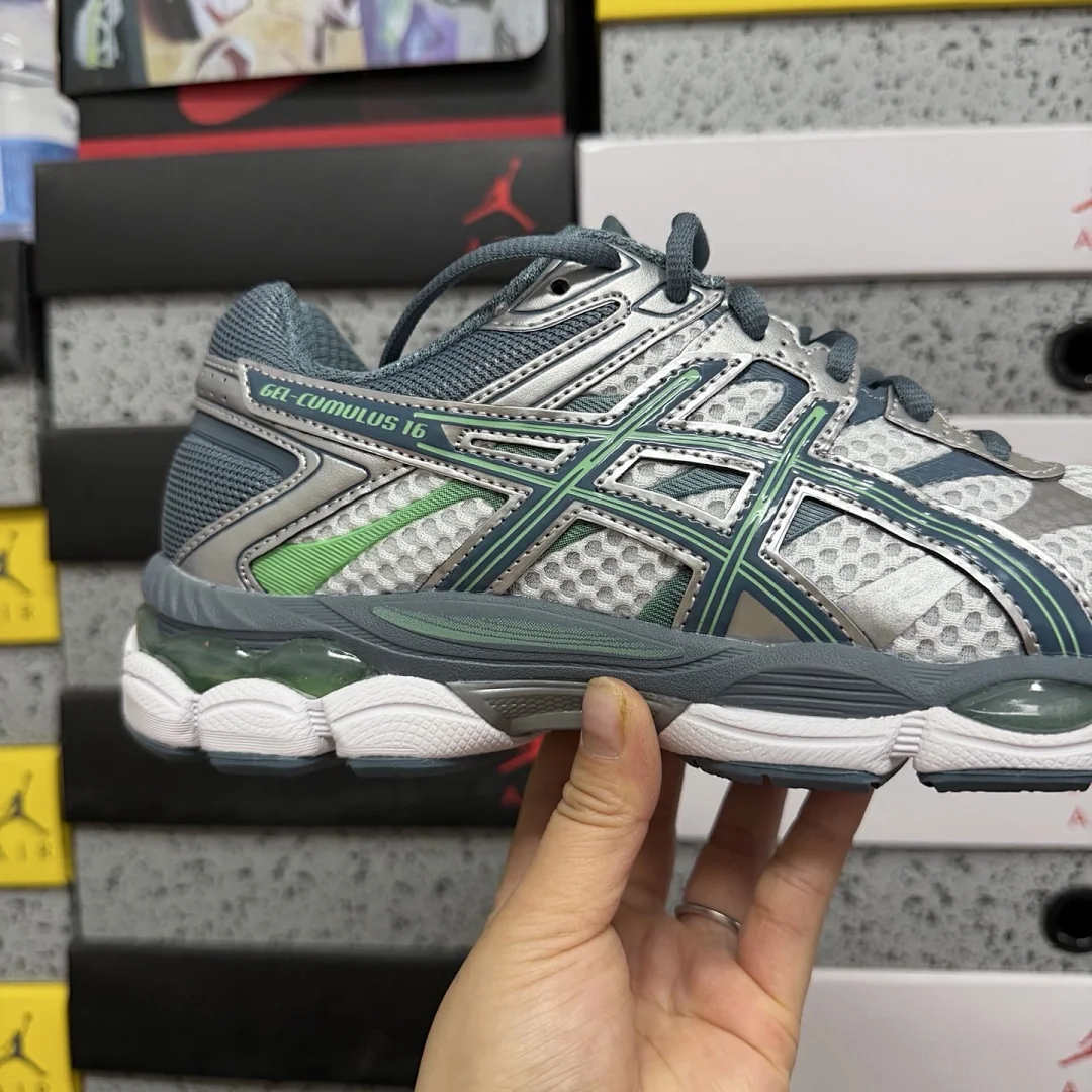 아식스 [TOP] 젤 큐뮬러스 16 1203A733-100 200298 Asics Gel-Cumulus 16 White Ironclad 상세 이미지 2