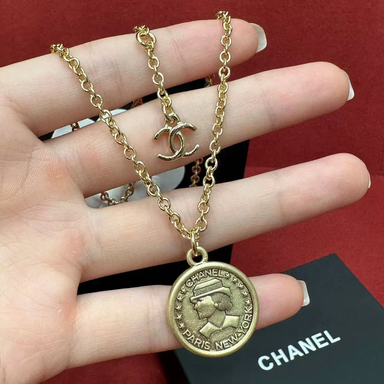샤넬 빈티지 코인 펜던트 목걸이 178534