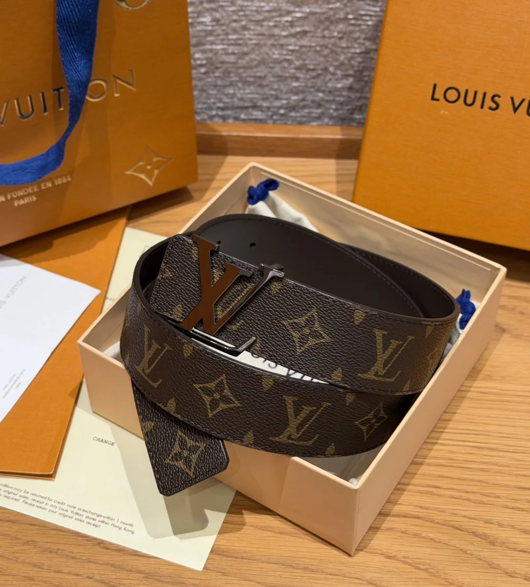 루이비통 모노그램 캔버스 LV 버클 벨트 상세 이미지 2