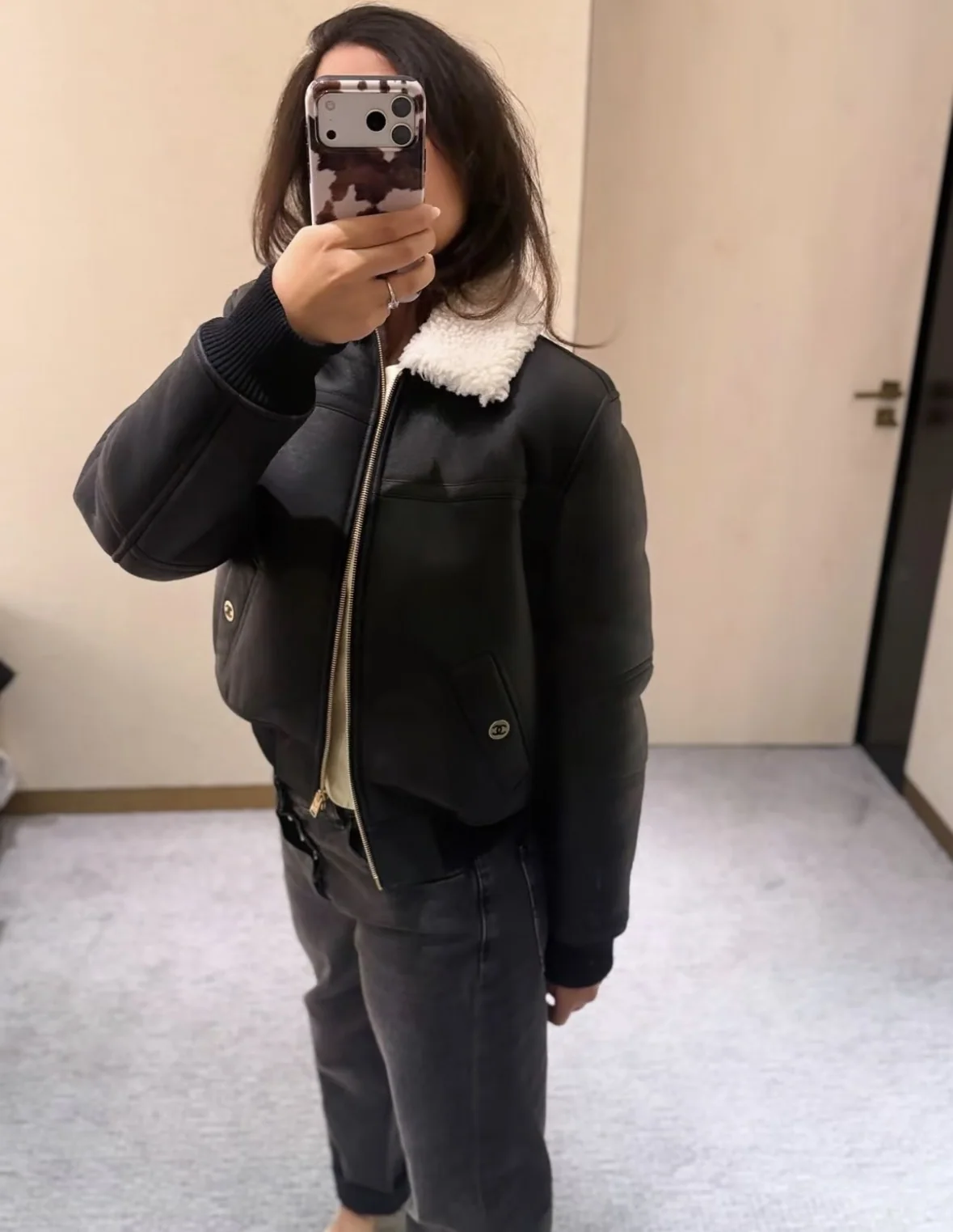 샤넬 블랙 가죽 남성 자켓 상세 이미지 5