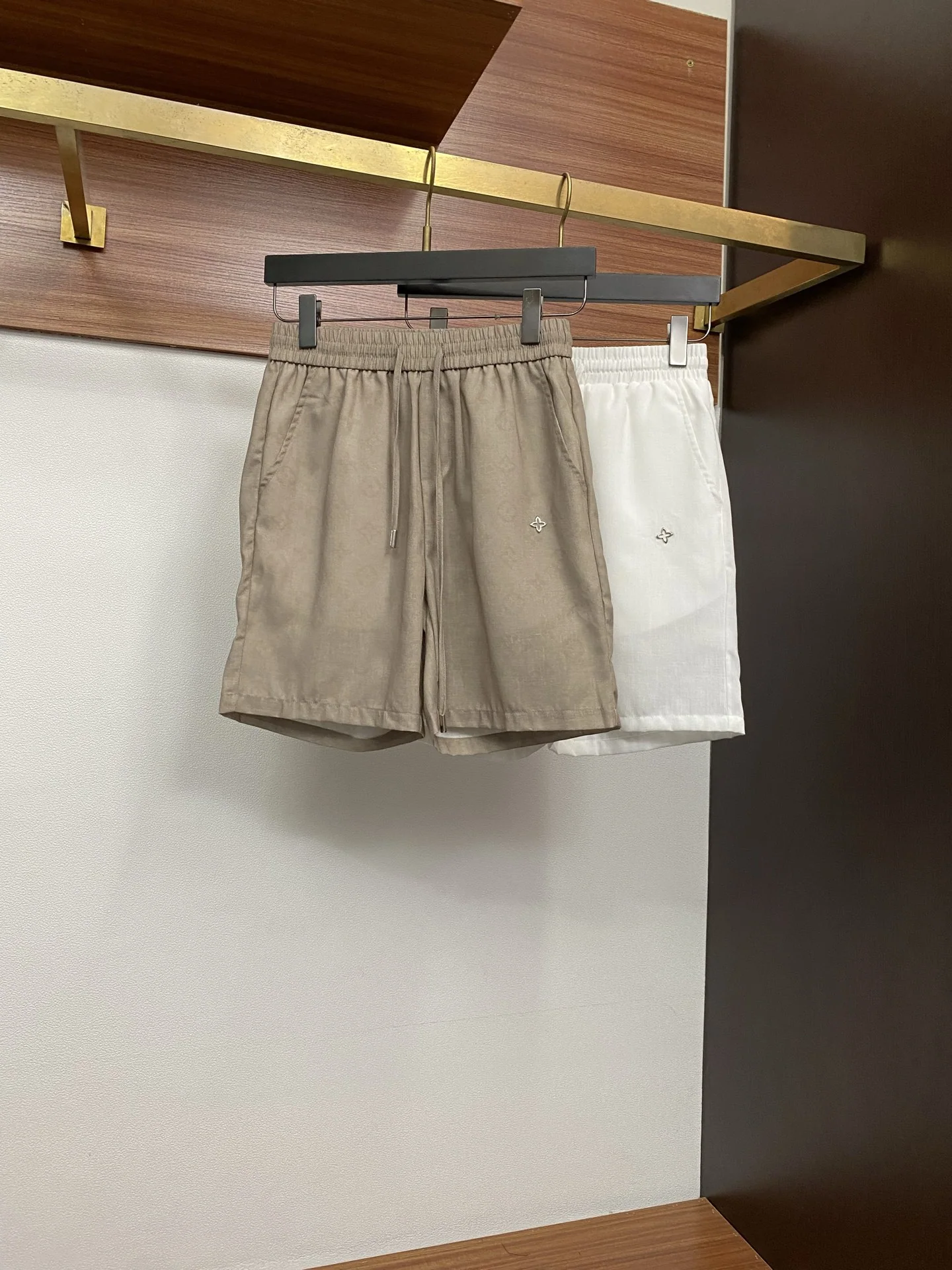 루이비통 변색 린넨 남성 반바지 상세 이미지 8
