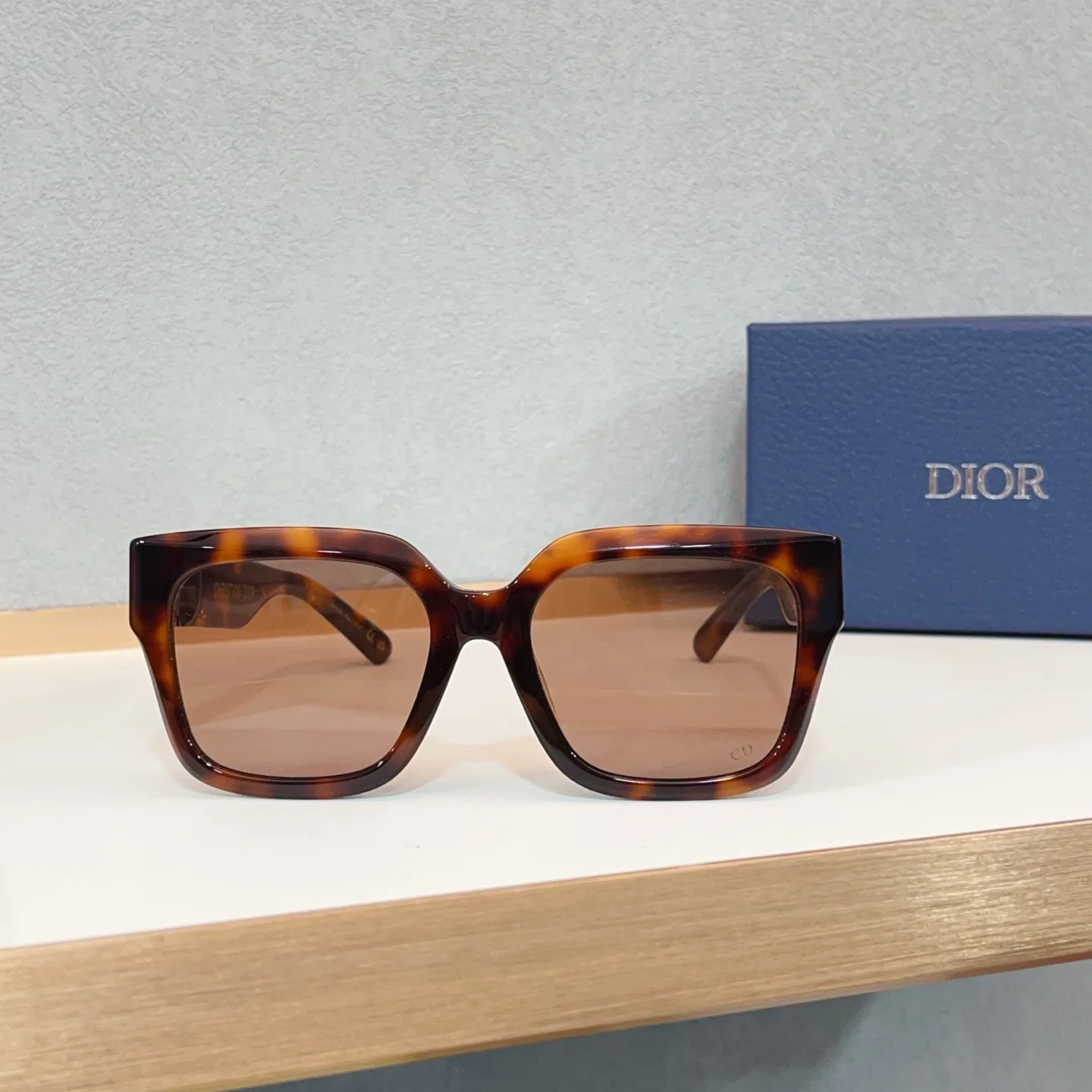 디올 선글라스 72683 Dior Sunglasses 상세 이미지 1