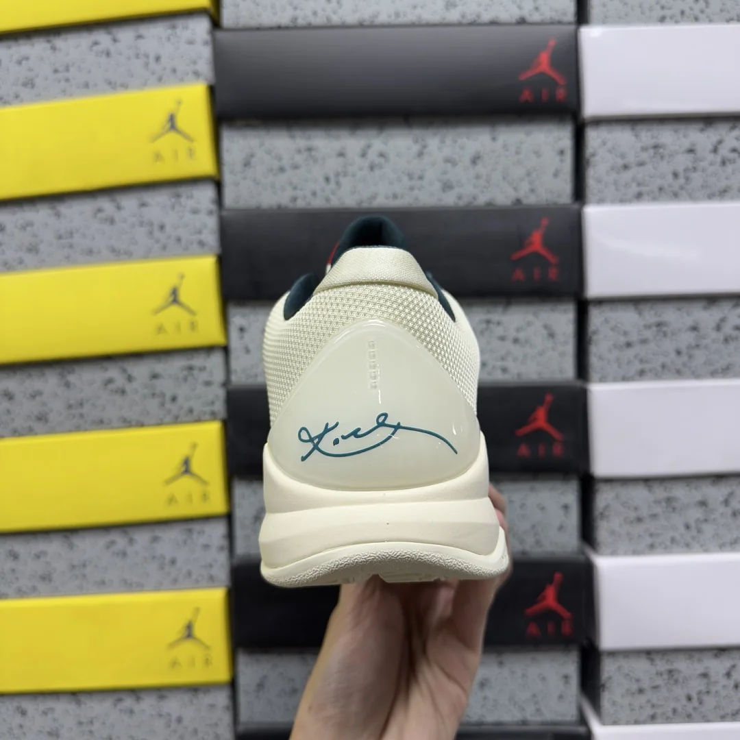나이키 [GX] 코비 5 프로트로 IZ1852-100 201739 Nike Kobe 5 Protro Caitlin Clark Coconut 상세 이미지 9