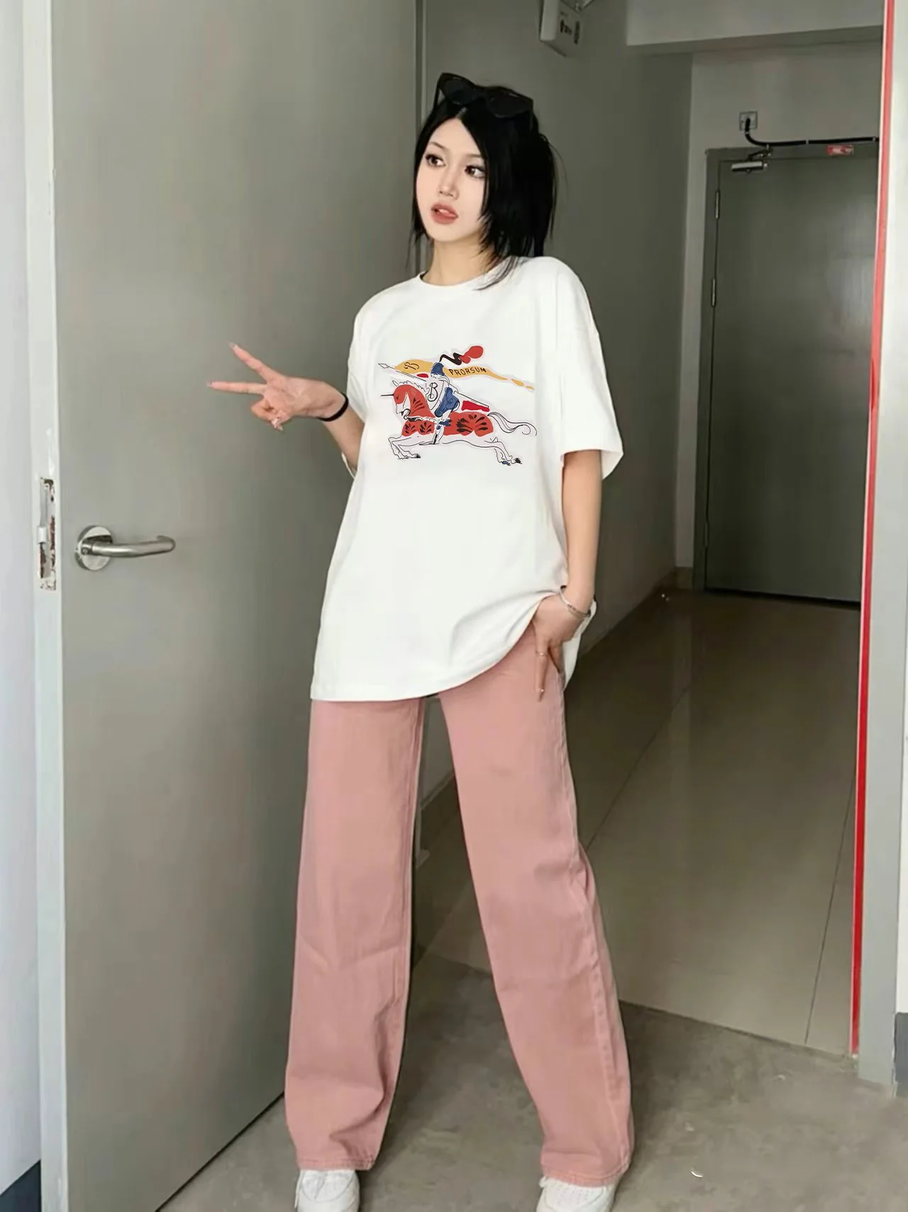 버버리 여성 반팔 티셔츠 상세 이미지 4