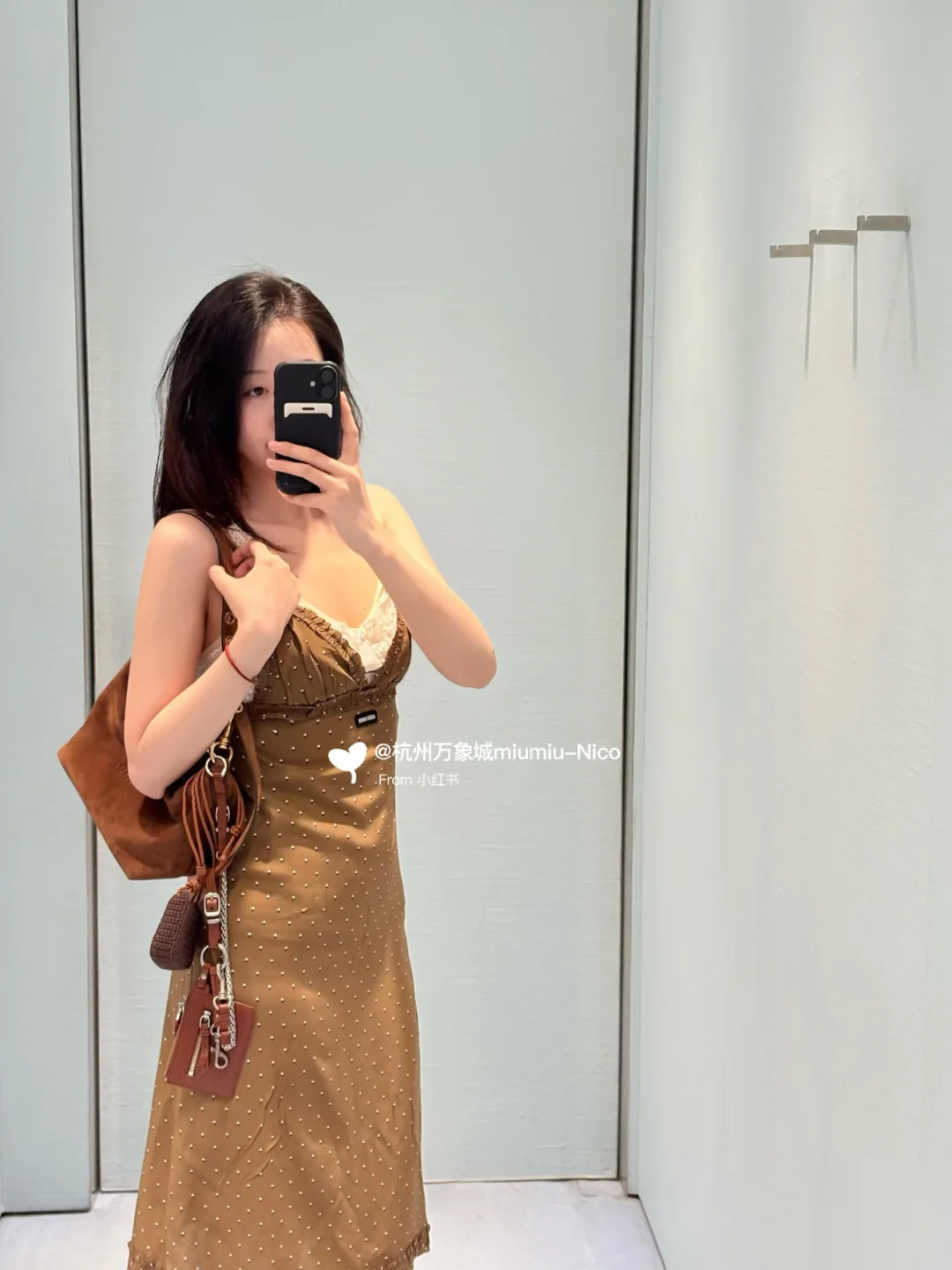 미우미우 폴카도트 프릴 실크 슬립 원피스 상세 이미지 3