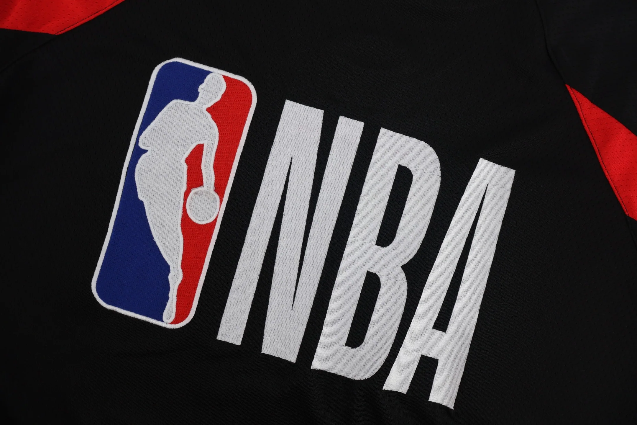 발렌시아가 NBA 콜라보 오버사이즈 컬러블록 반팔 티셔츠 상세 이미지 6