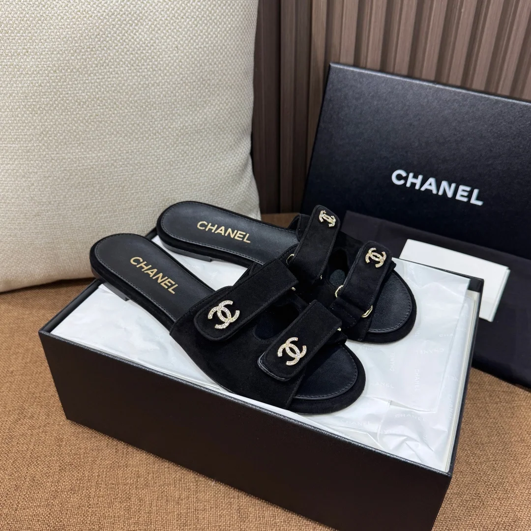 샤넬 26 C 라인스톤 버클 플랫 샌들 상세 이미지 3