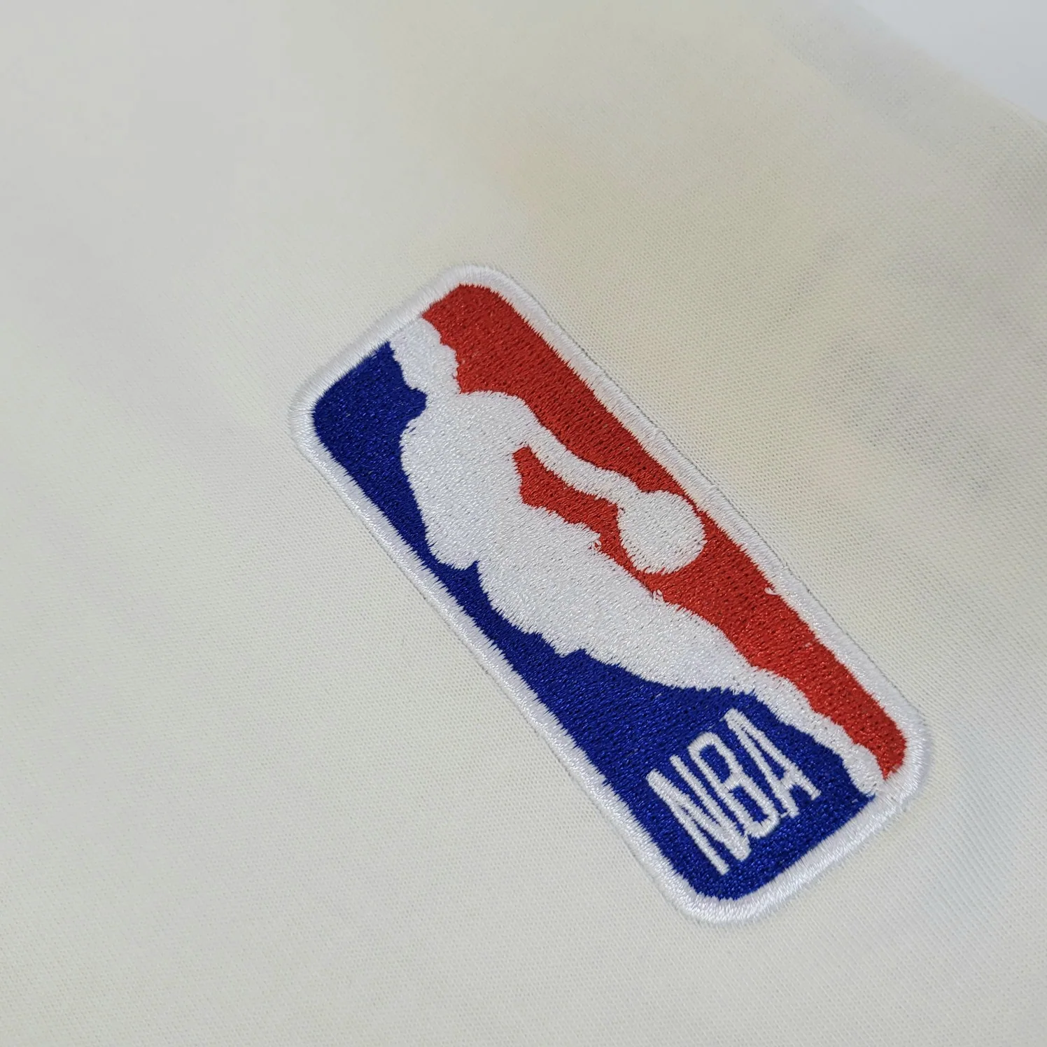 루이비통 NBA 자수 프린트 반팔 티셔츠 808 상세 이미지 5