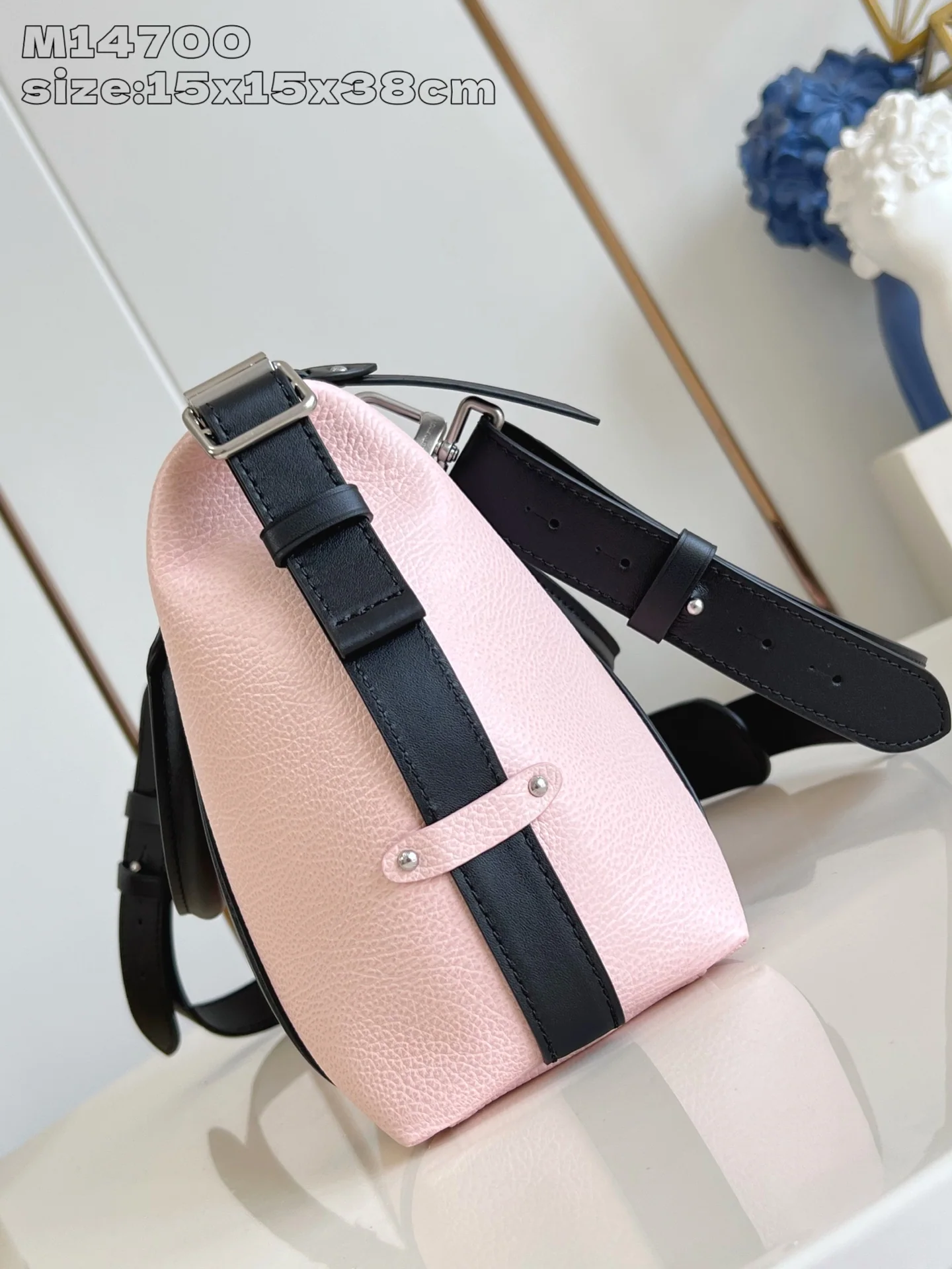 루이비통 LV 바이커 미디엄 핸드백 M14700 상세 이미지 3
