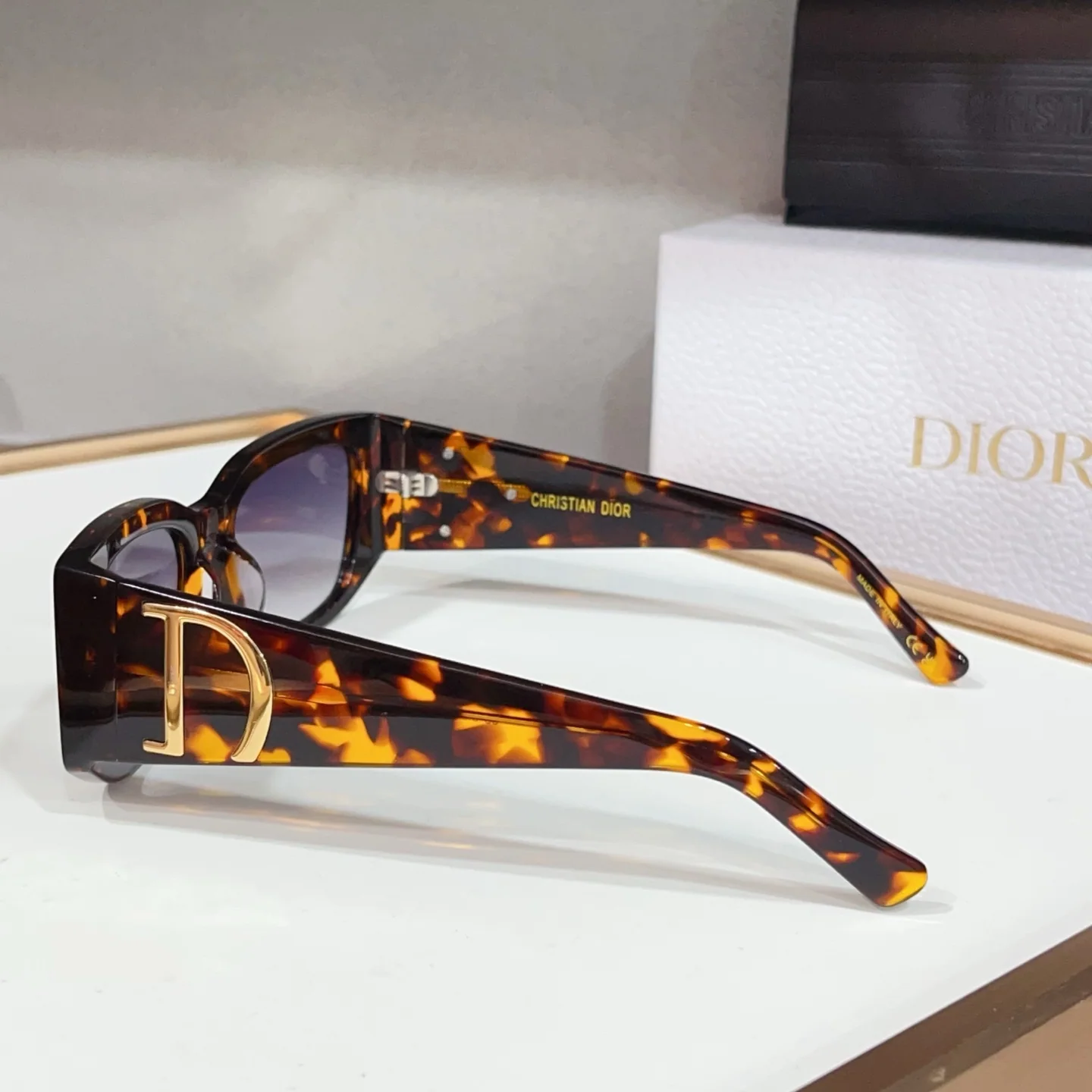 디올 선글라스 72544 Dior Sunglasses 상세 이미지 4
