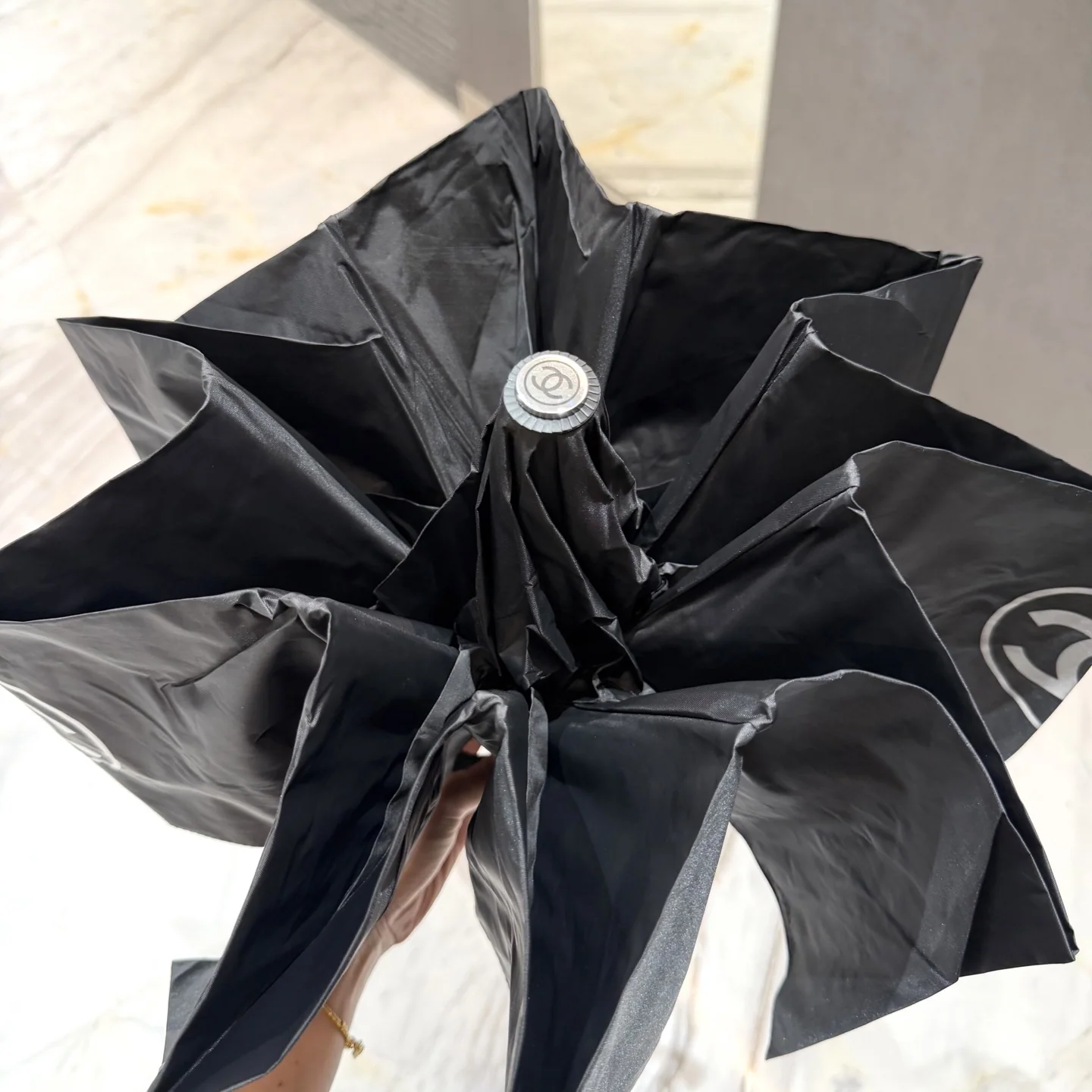 샤넬 우산 85354 Chanel Umbrella 상세 이미지 4
