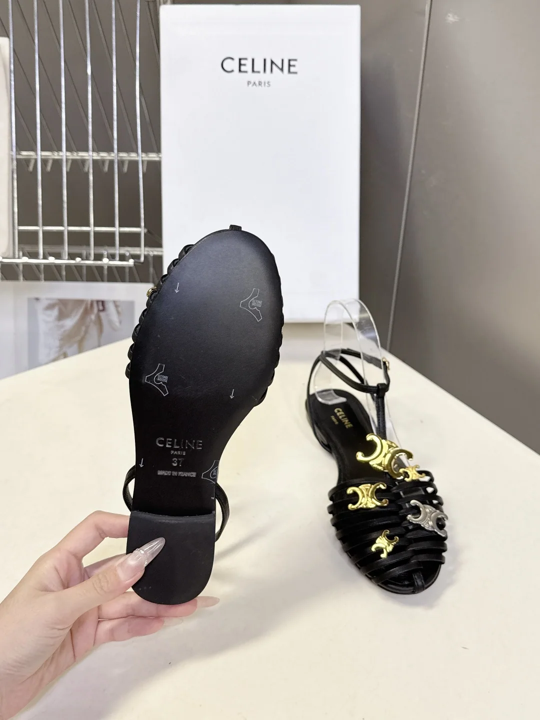 셀린느 로만 스타일 클로즈드 토 샌들 상세 이미지 9
