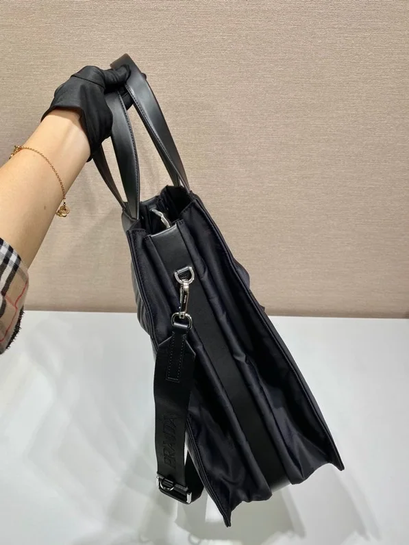 프라다 Re-Nylon 가죽 토트백 2VG076 상세 이미지 6
