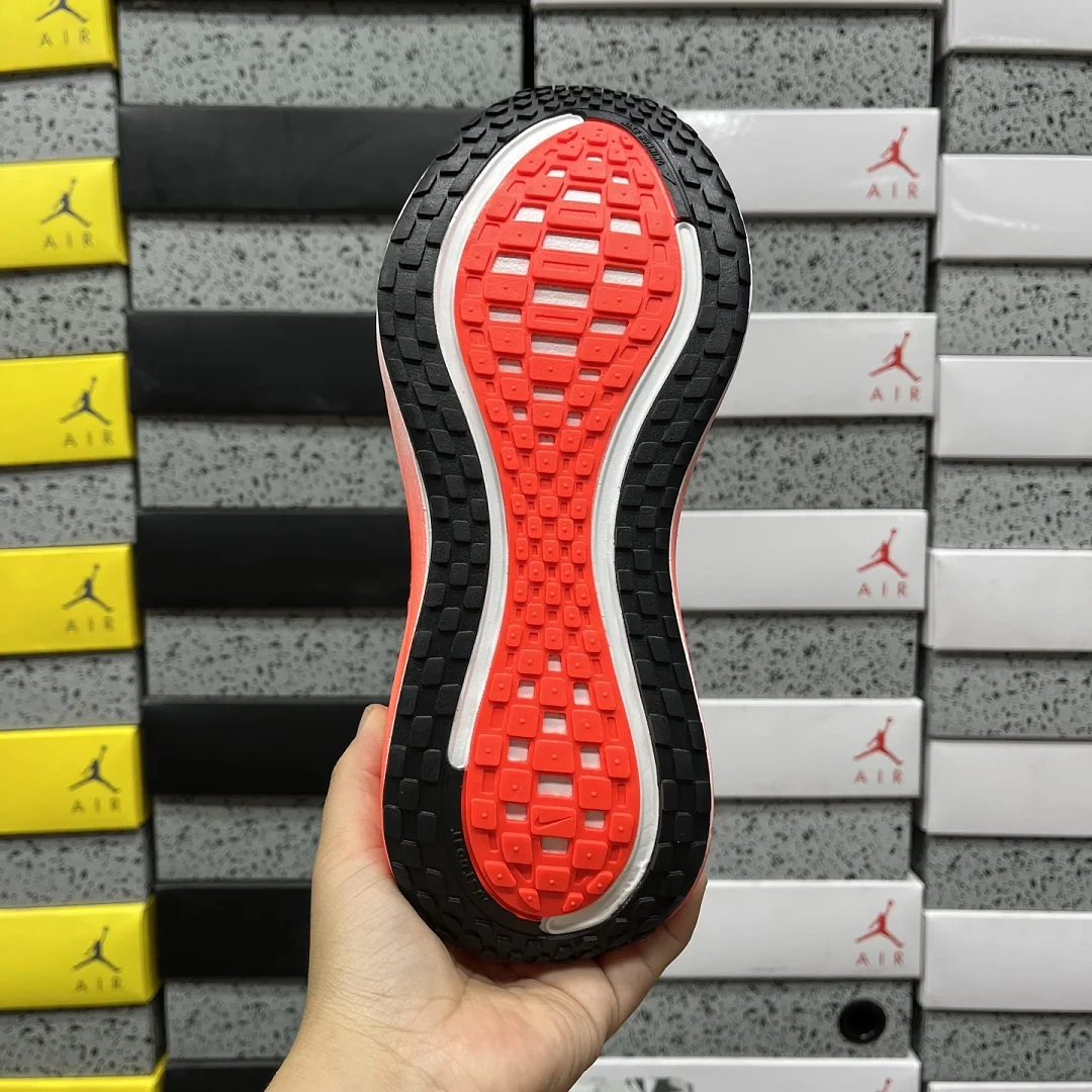 나이키 [XY] 보메로 플러스 IM2038-039 201686 Nike Vomero Plus 상세 이미지 3