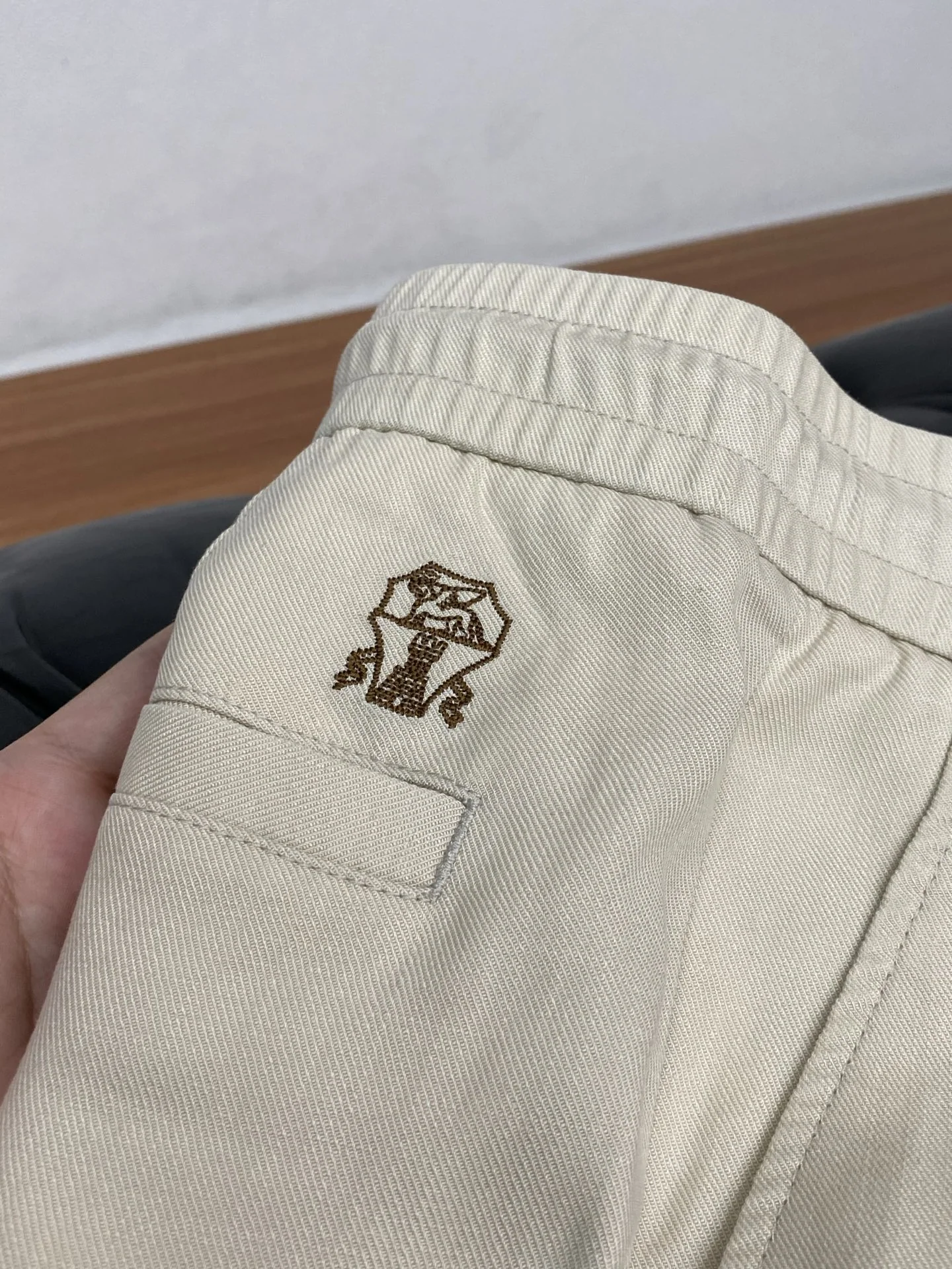 브루넬로쿠치넬리 면마 혼방 남성 바지 상세 이미지 5