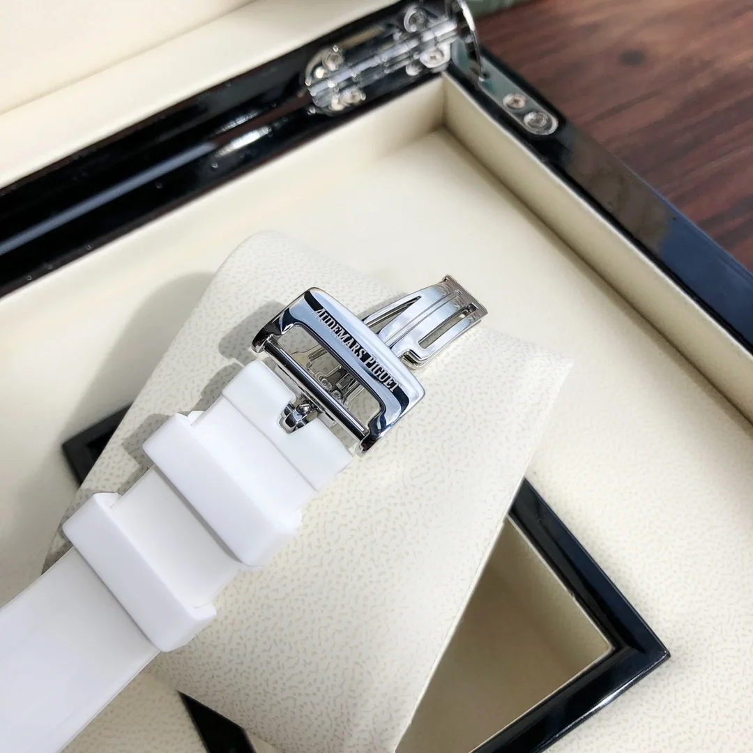 오데마피게 로얄 오크 오프쇼어 다이아몬드 여성용 쿼츠 시계 상세 이미지 9