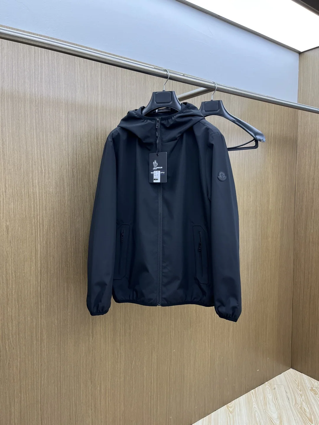 몽클레어 후드 캐주얼 남성 자켓 141285