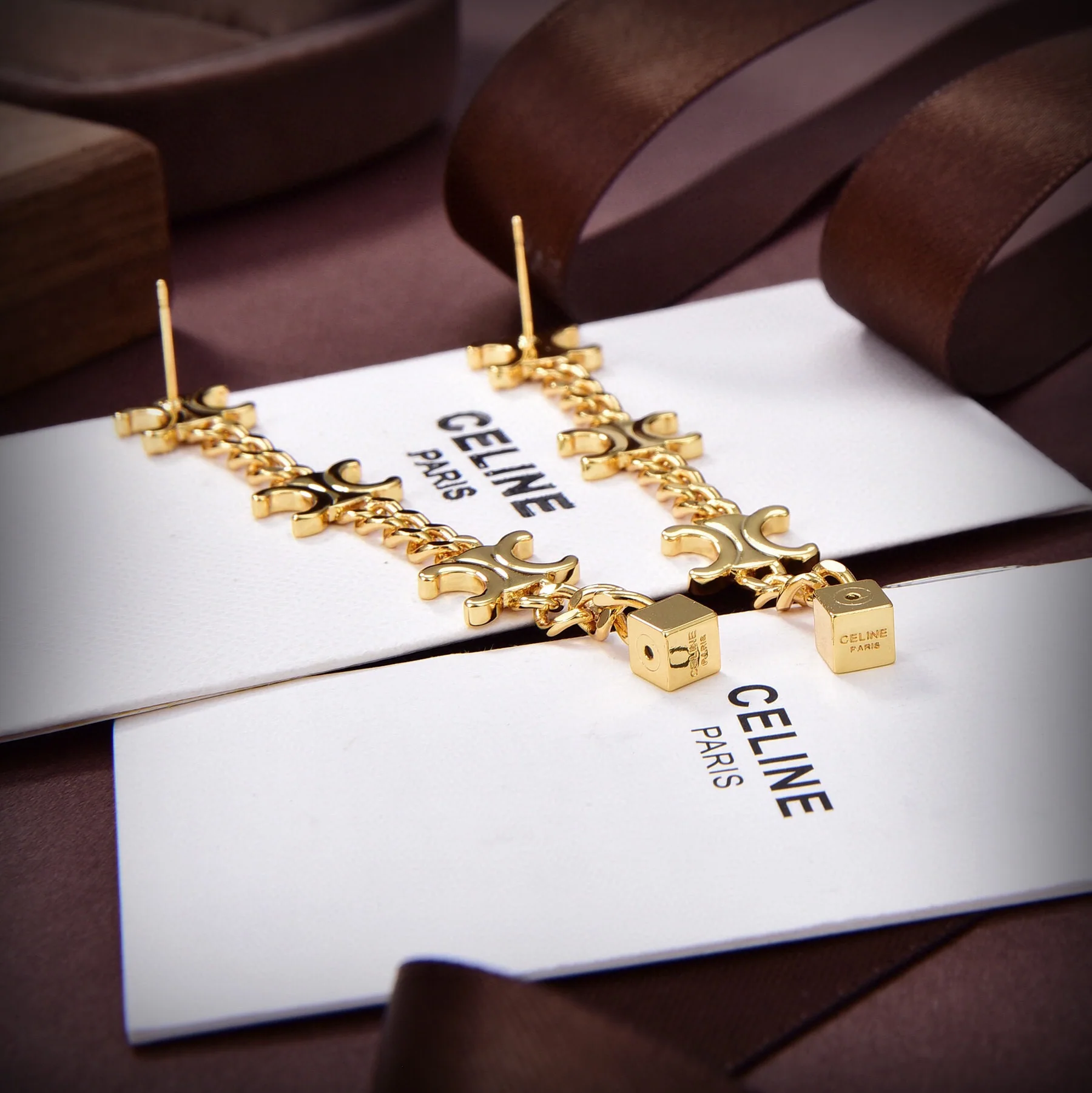 셀린느 귀걸이 69683 Celine Earrings 상세 이미지 5
