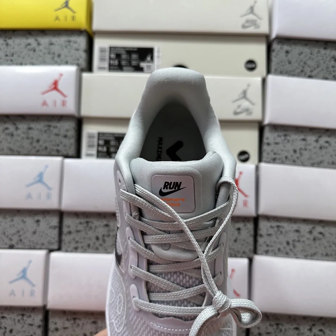나이키 [5A] 보메로 프리미엄 그레이 HM5973-603 201631 Nike Vomero Premium 상세 이미지 5