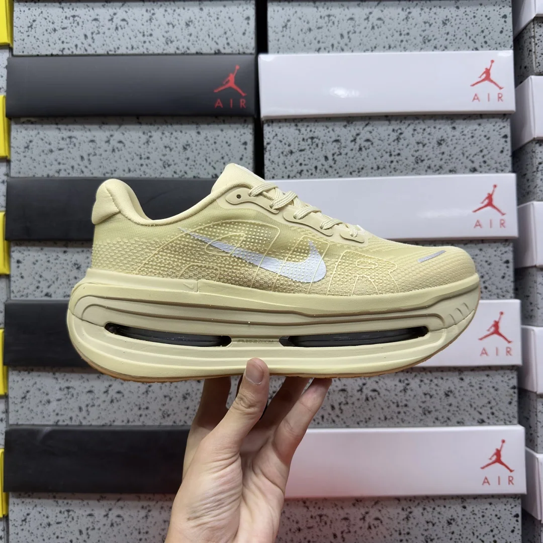 나이키 [5A] 보메로 프리미엄 IM8334-200 201786 Nike Vomero Premium 상세 이미지 9