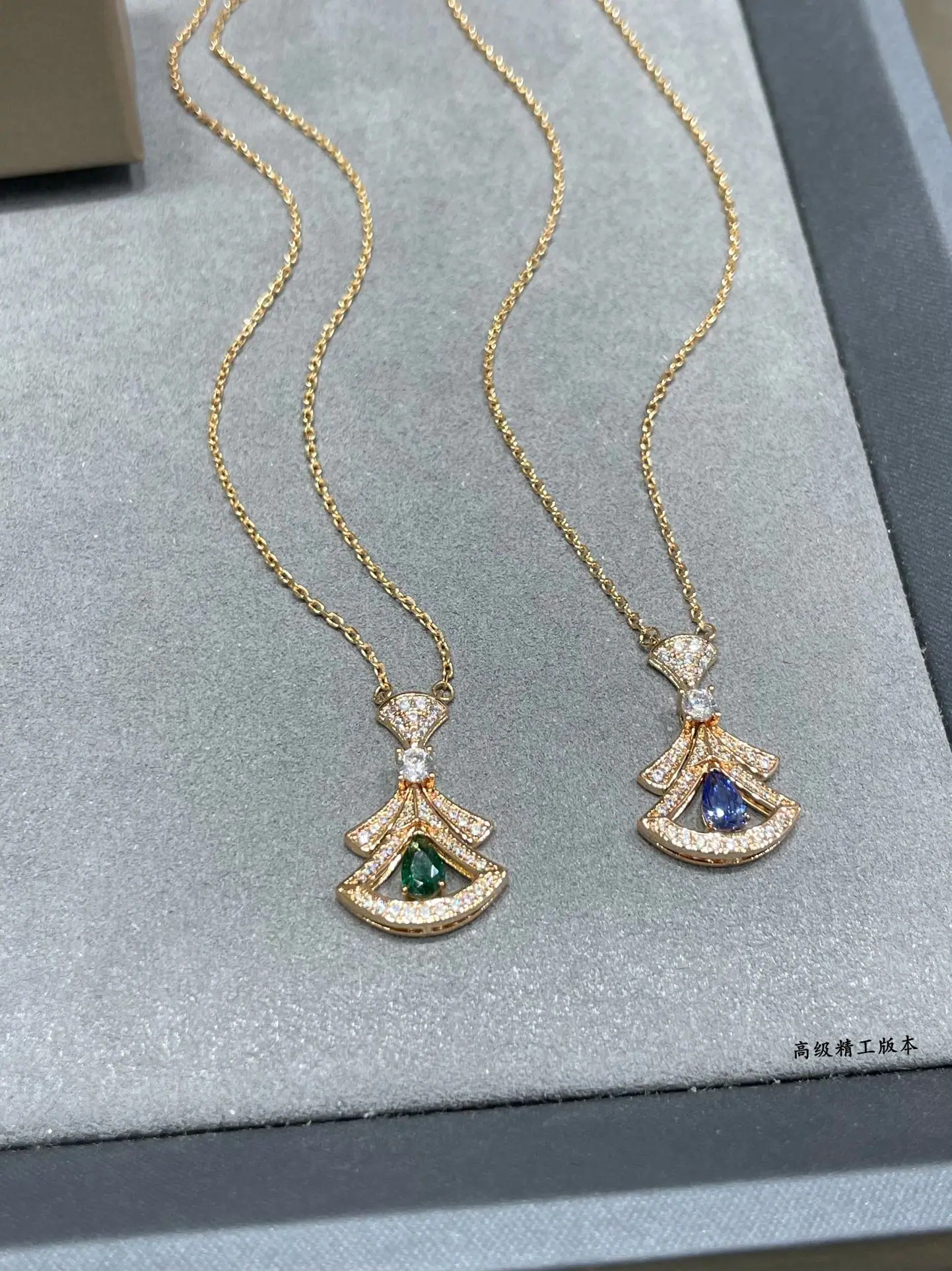 불가리 블루 큐빅 지르코니아 팬던트 목걸이 상세 이미지 6