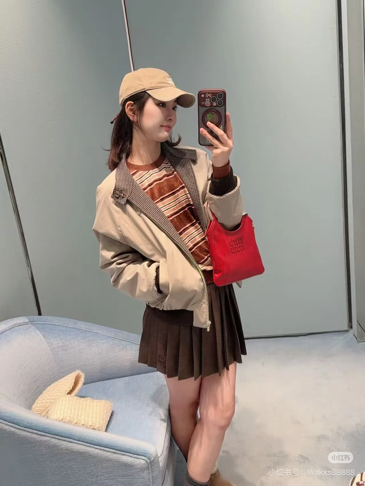 미우미우 드롭 숄더 체크 울 자켓 26 FW 상세 이미지 8