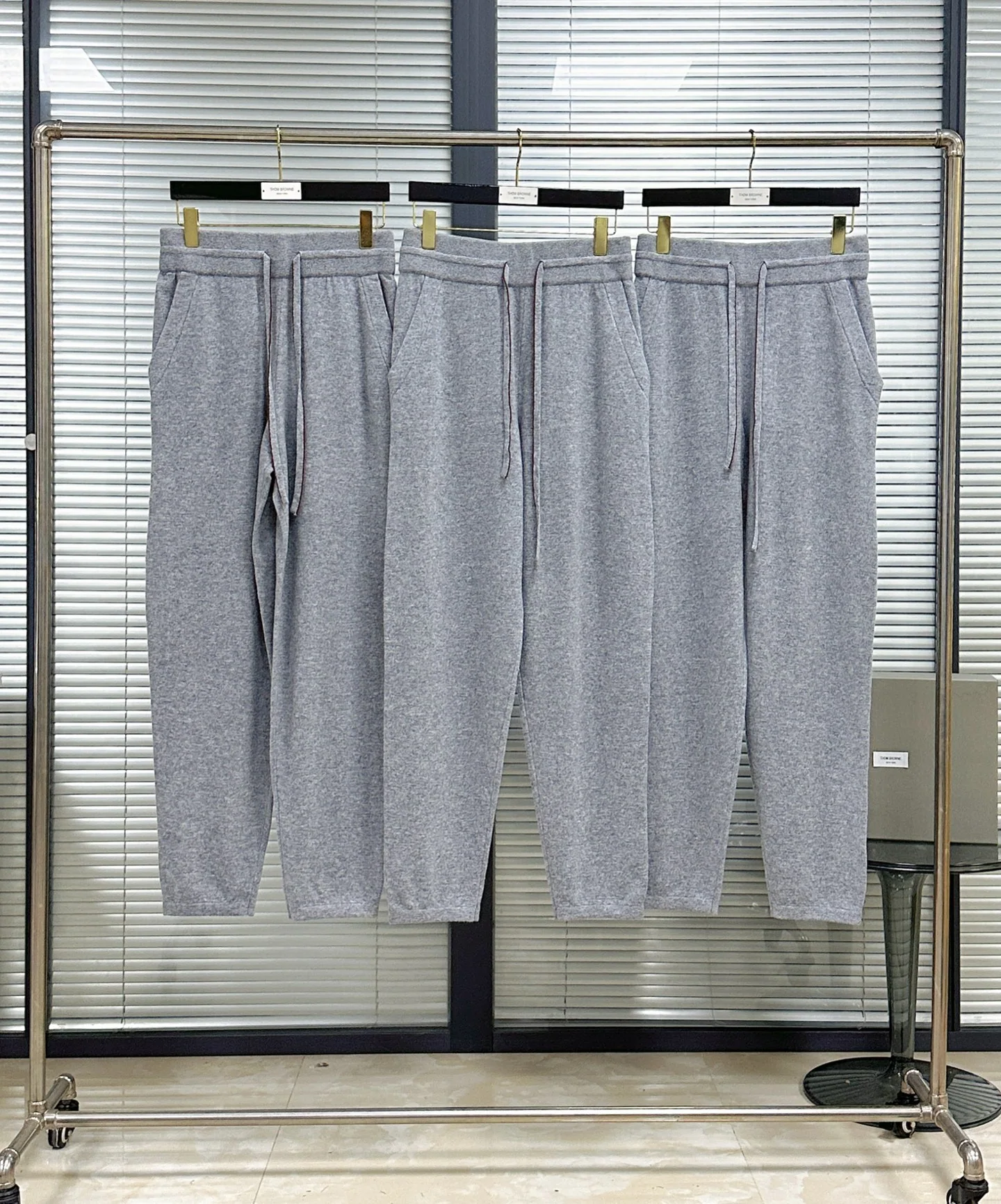 톰브라운 남성 겨울용 바지 142941