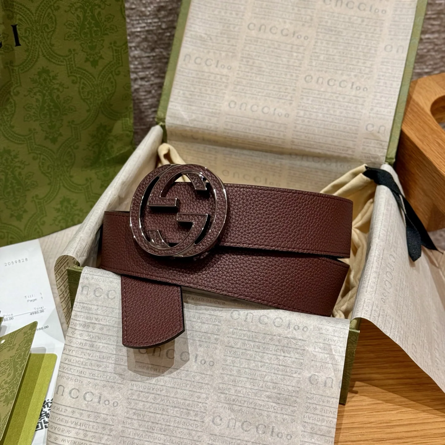 구찌 인터로킹 G 소가죽 양면 벨트 176635