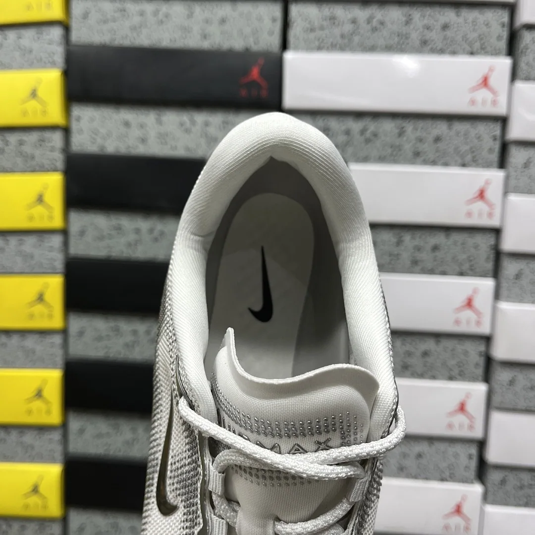 나이키 [EG] 에어 화이트 실버 그레이 IQ7634-007 201670 Nike Air Liquid Max 상세 이미지 8