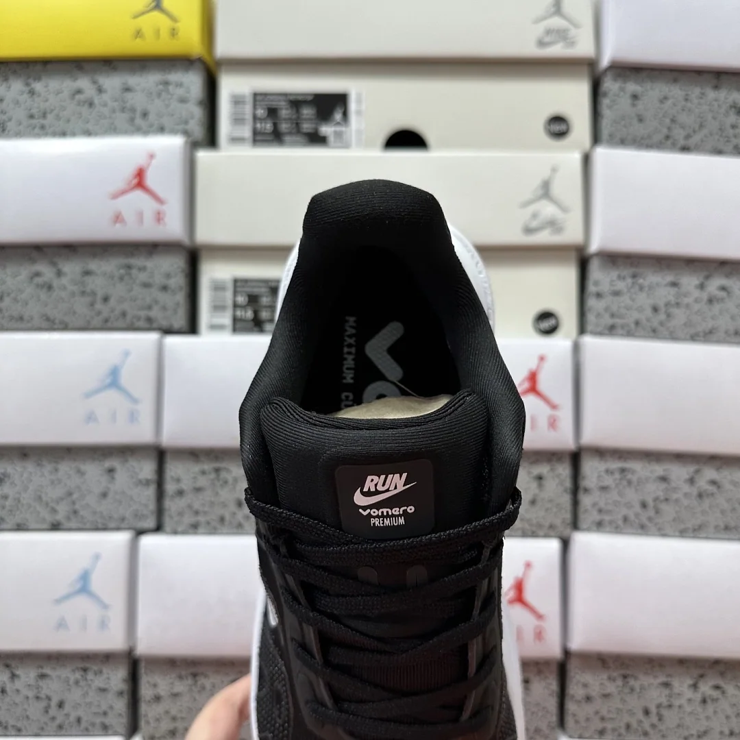 나이키 [5A] 보메로 프리미엄 블랙 HM5973-400 201613 Nike Vomero Premium 상세 이미지 3