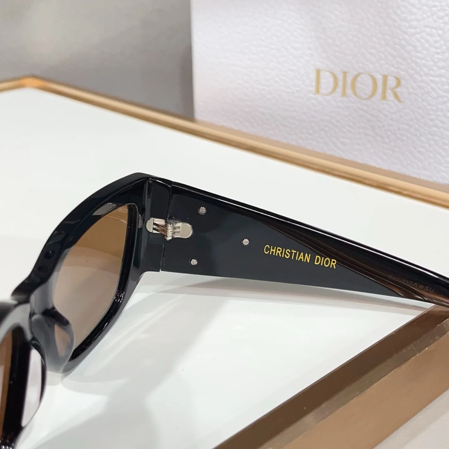 디올 선글라스 72545 Dior Sunglasses 상세 이미지 4