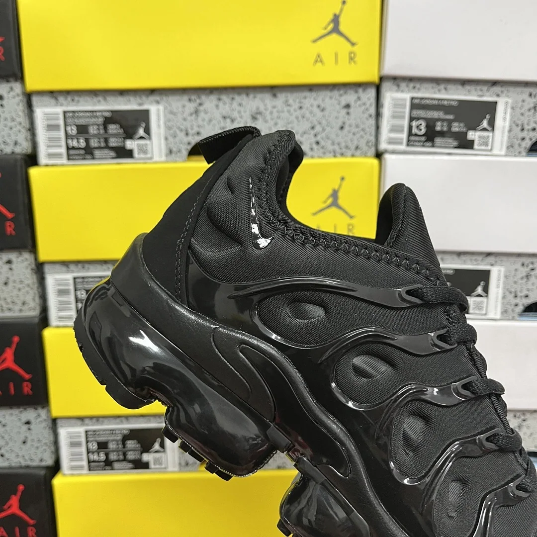 나이키 [OT] 에어 베이퍼맥스 플러스 924453-004 201566 Nike Air VaporMax Plus Triple Black 상세 이미지 8